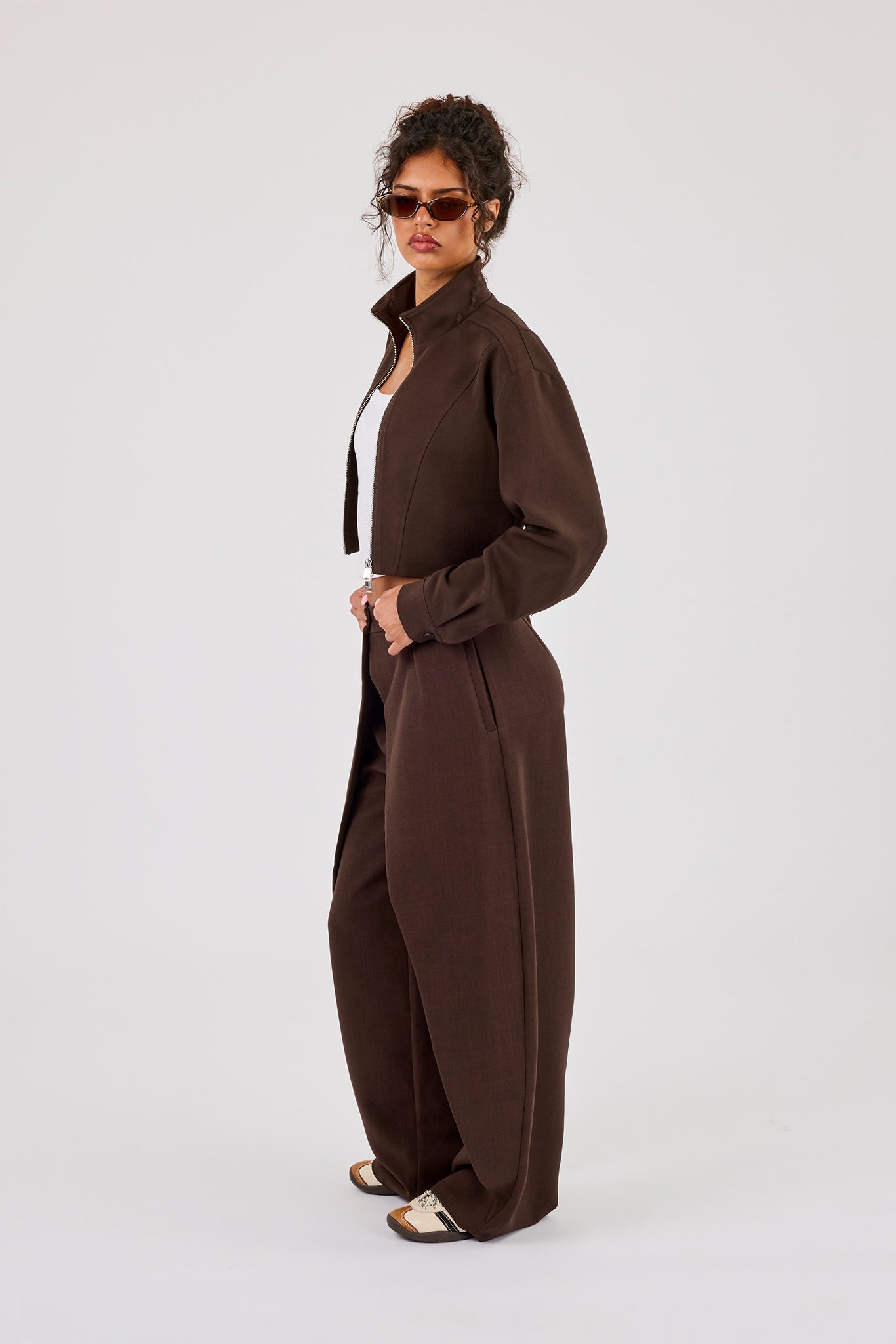 Woven Seam Detail Jacket & Double Pleat Barrel Leg Trouser - Chocolate