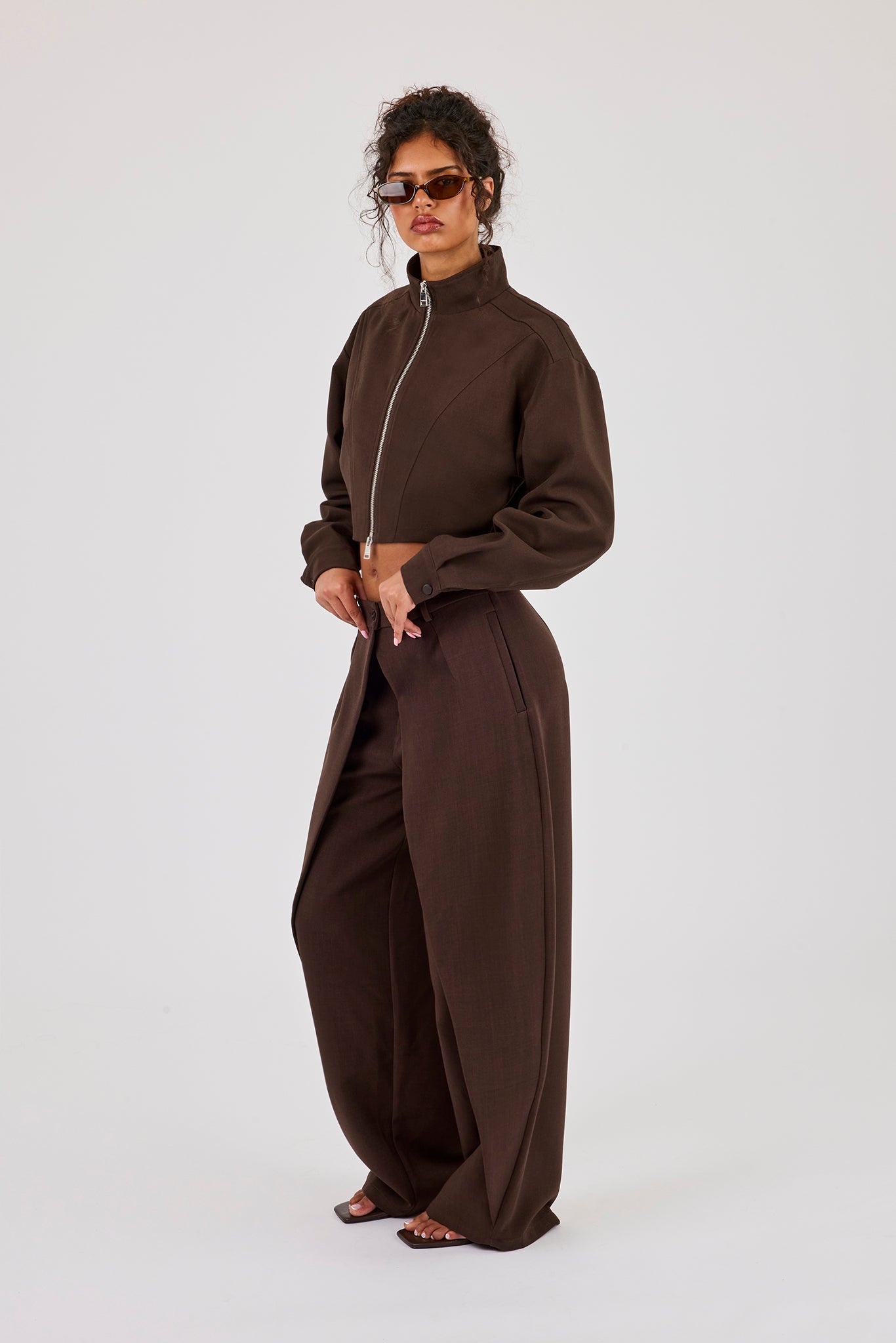 Woven Seam Detail Jacket & Double Pleat Barrel Leg Trouser - Chocolate
