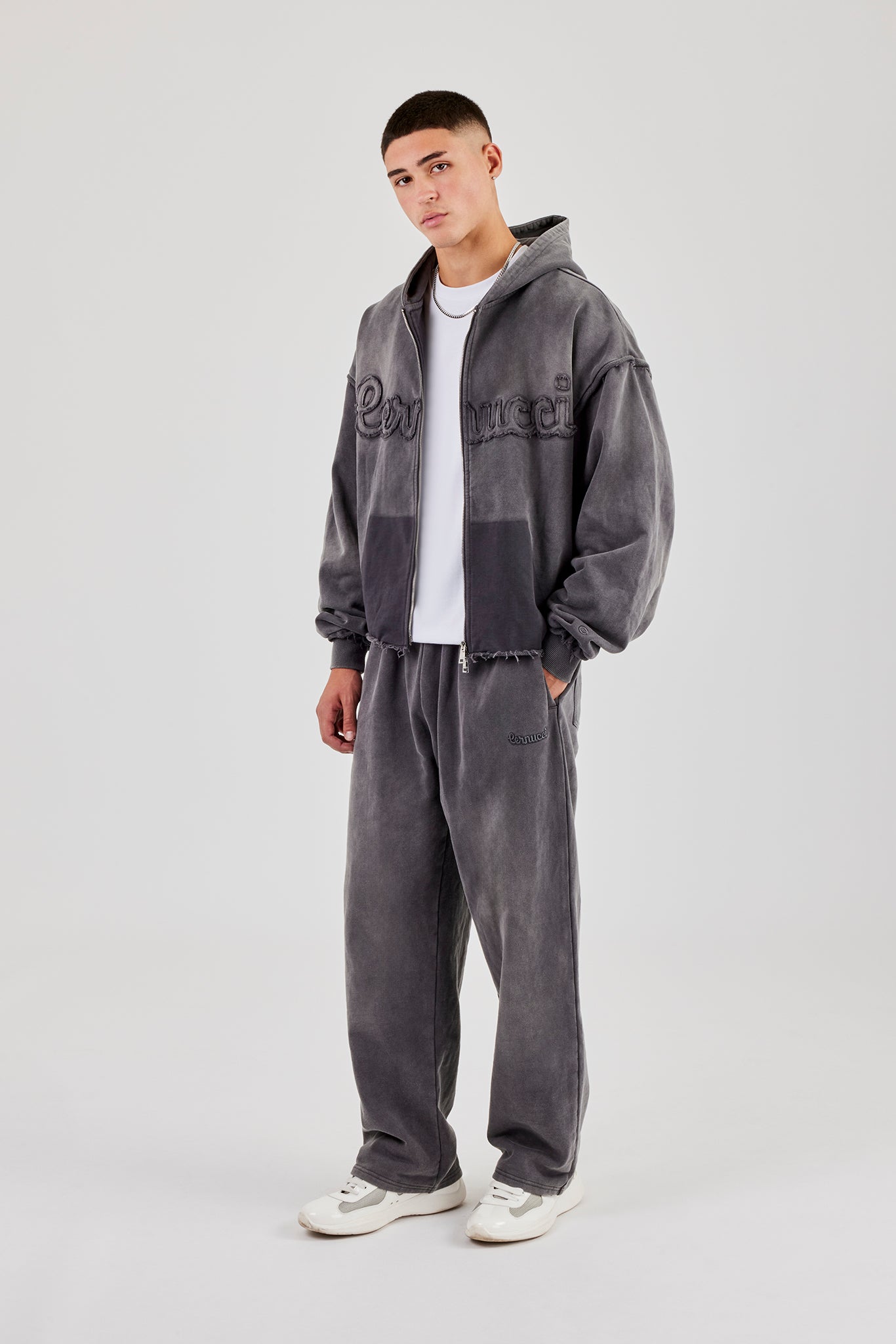Washed Relaxed Jogger - Grey