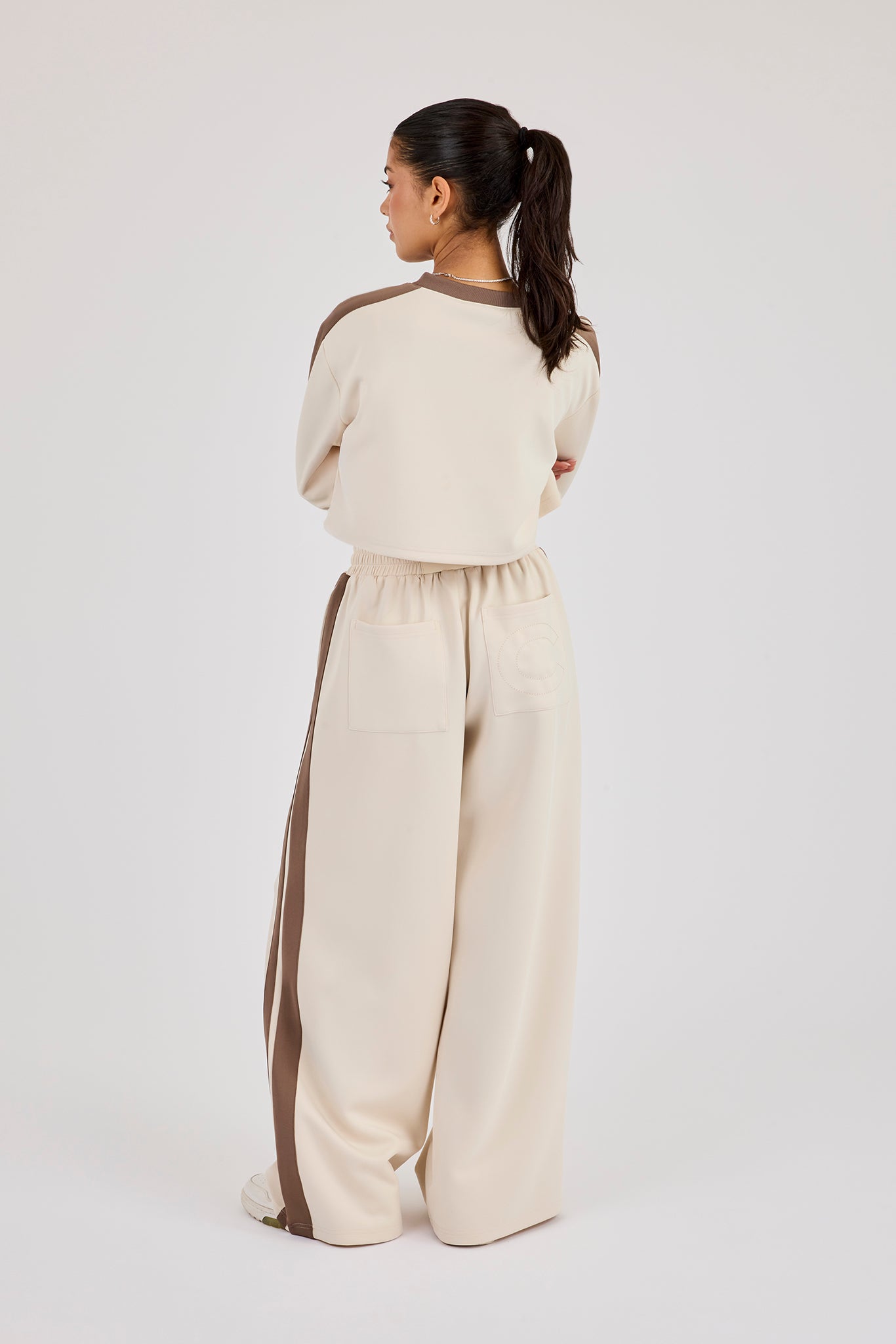 Cropped Football Top & Baggy Taping Jogger - Off White