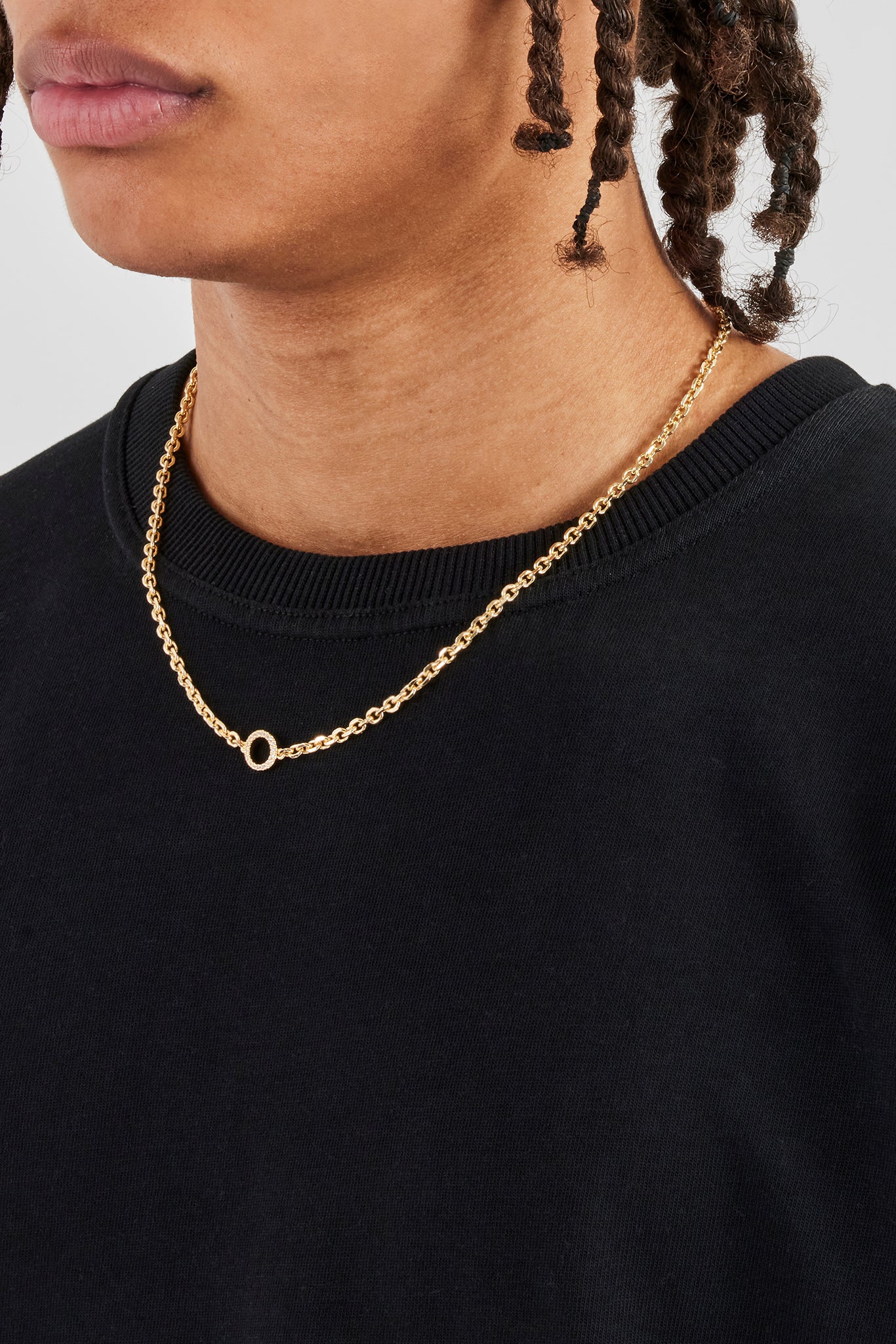 Iced Circle Outline Pendant Necklace - 10mm - Gold