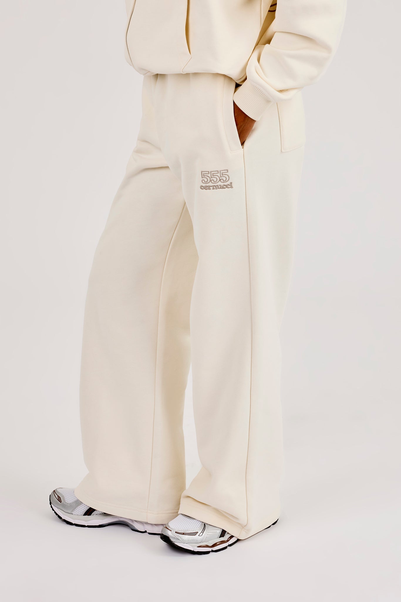 555 Embroidered Wide Leg Jogger - Off White