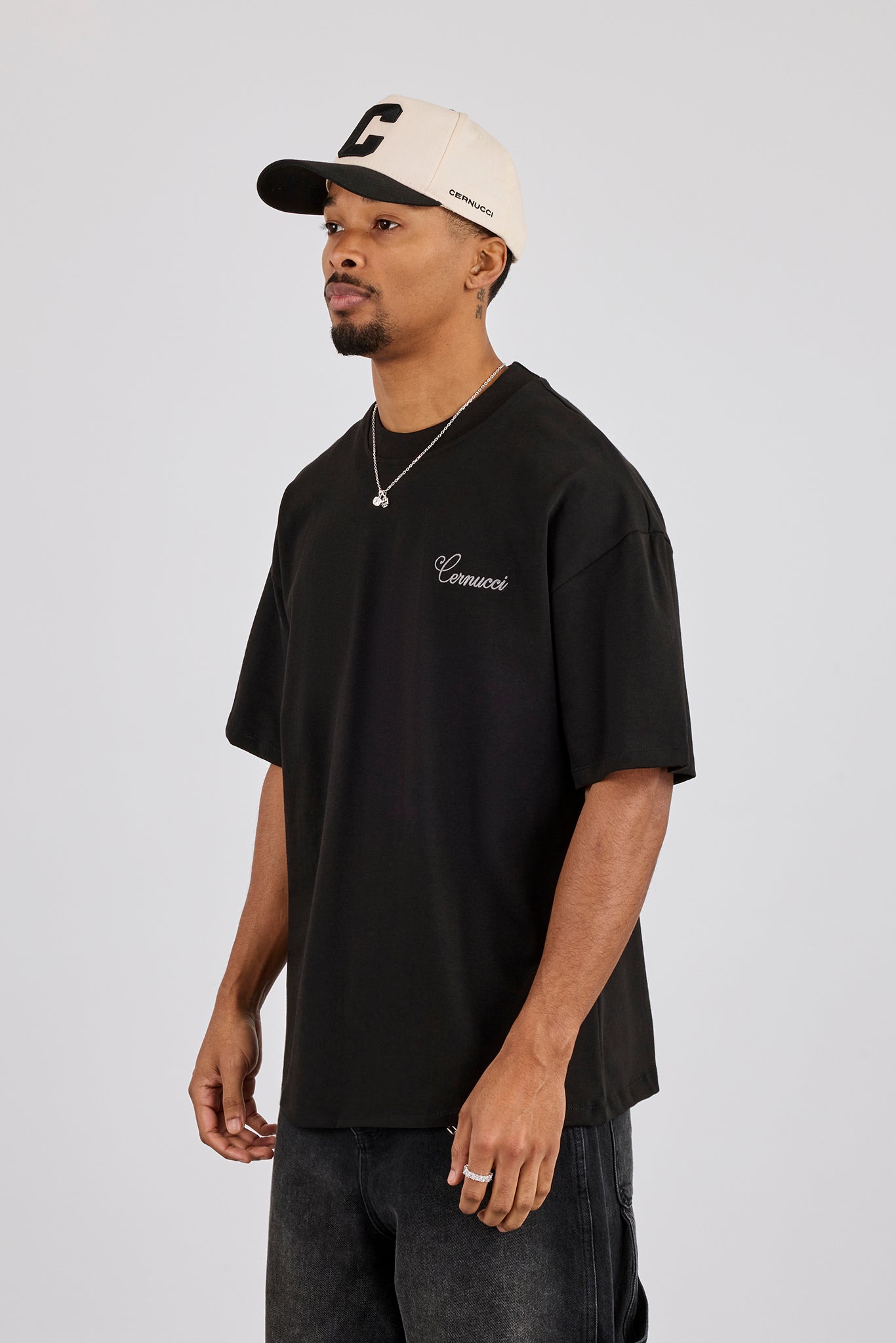 Oversized Contrast Logo T-Shirt - Black