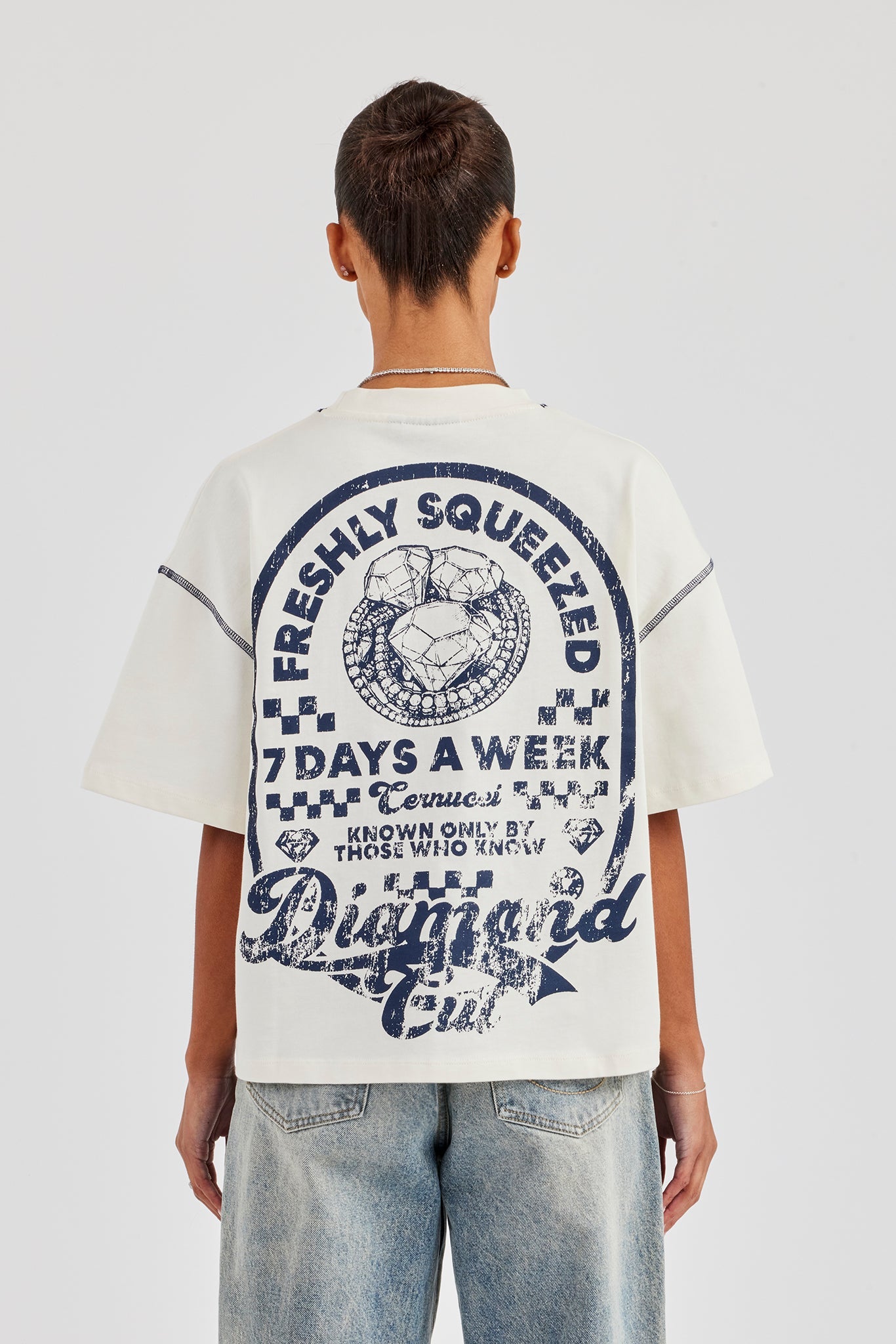 Diamond Cut Contrast Stitch T-Shirt - Off White