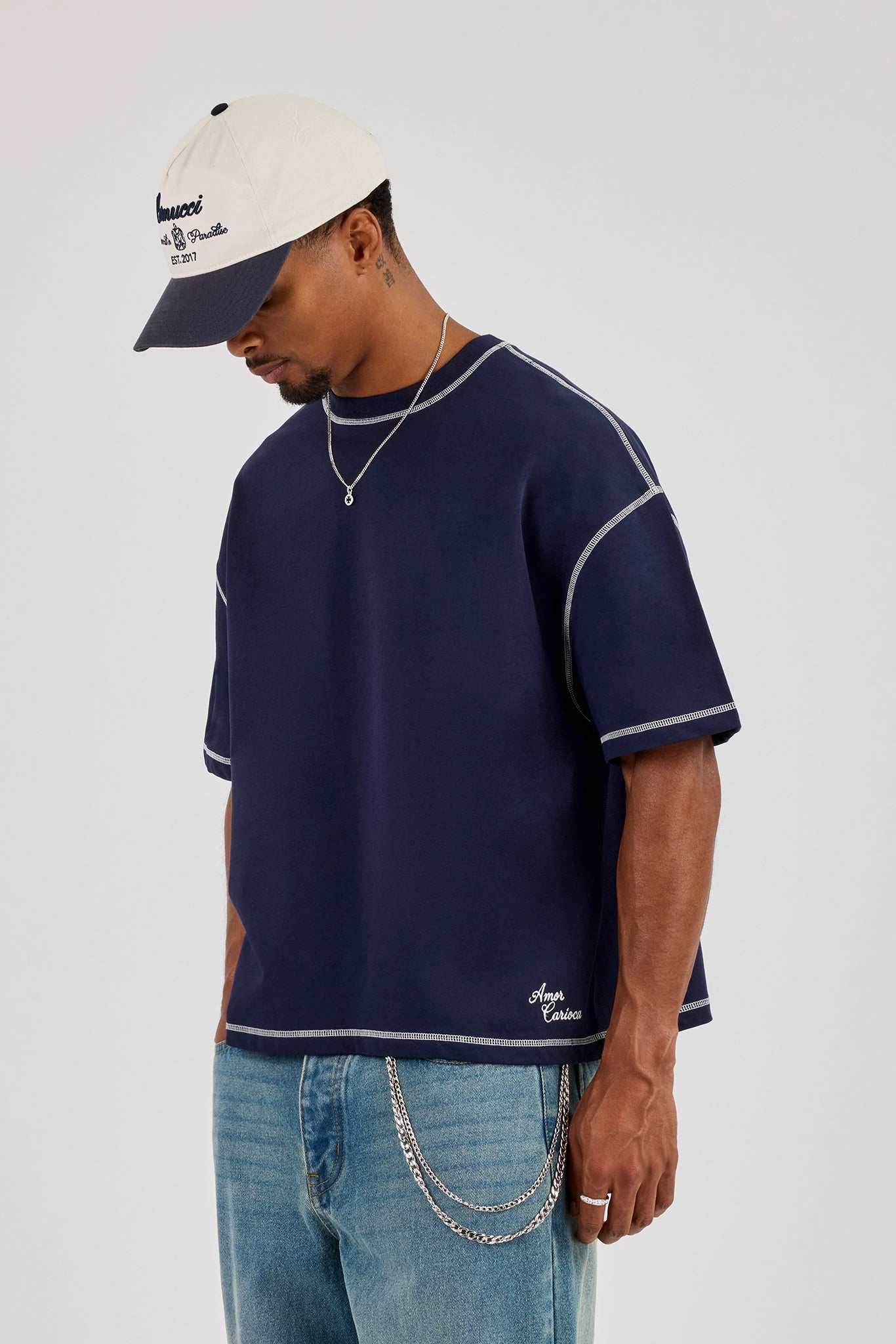 Contrast Stitch Boxy Amor Carioca T-Shirt - Navy Blue