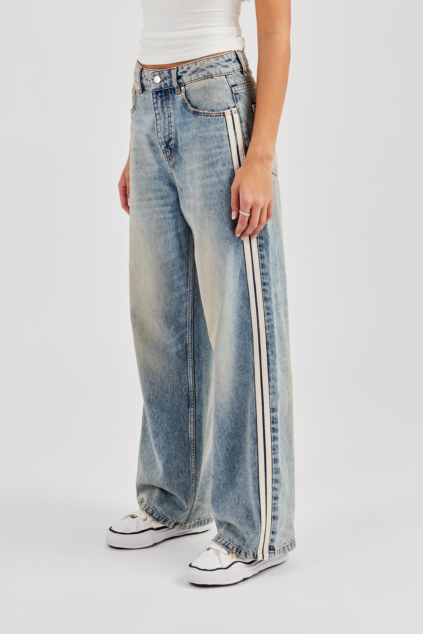 Baggy Fit Tape Detail Jean - Antique Wash