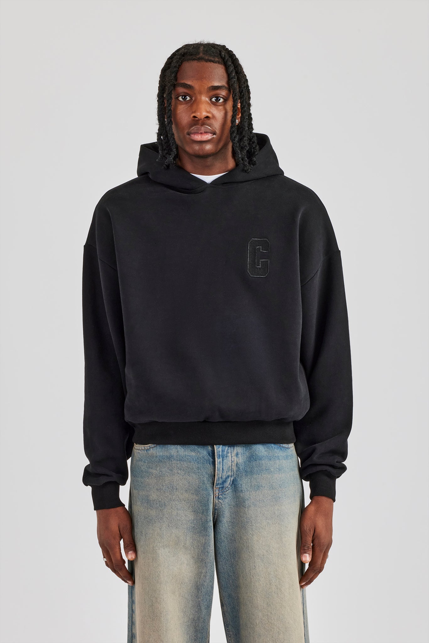 Embroidered C Boxy Hoodie - Black