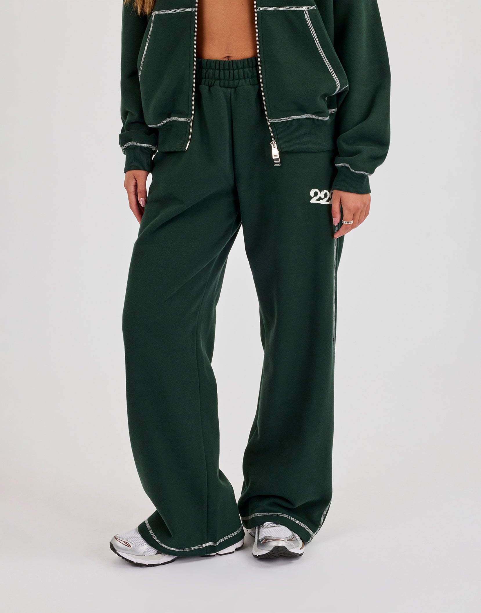 Contrast Stitch 222 Cherub Wide Leg Jogger - Dark Green