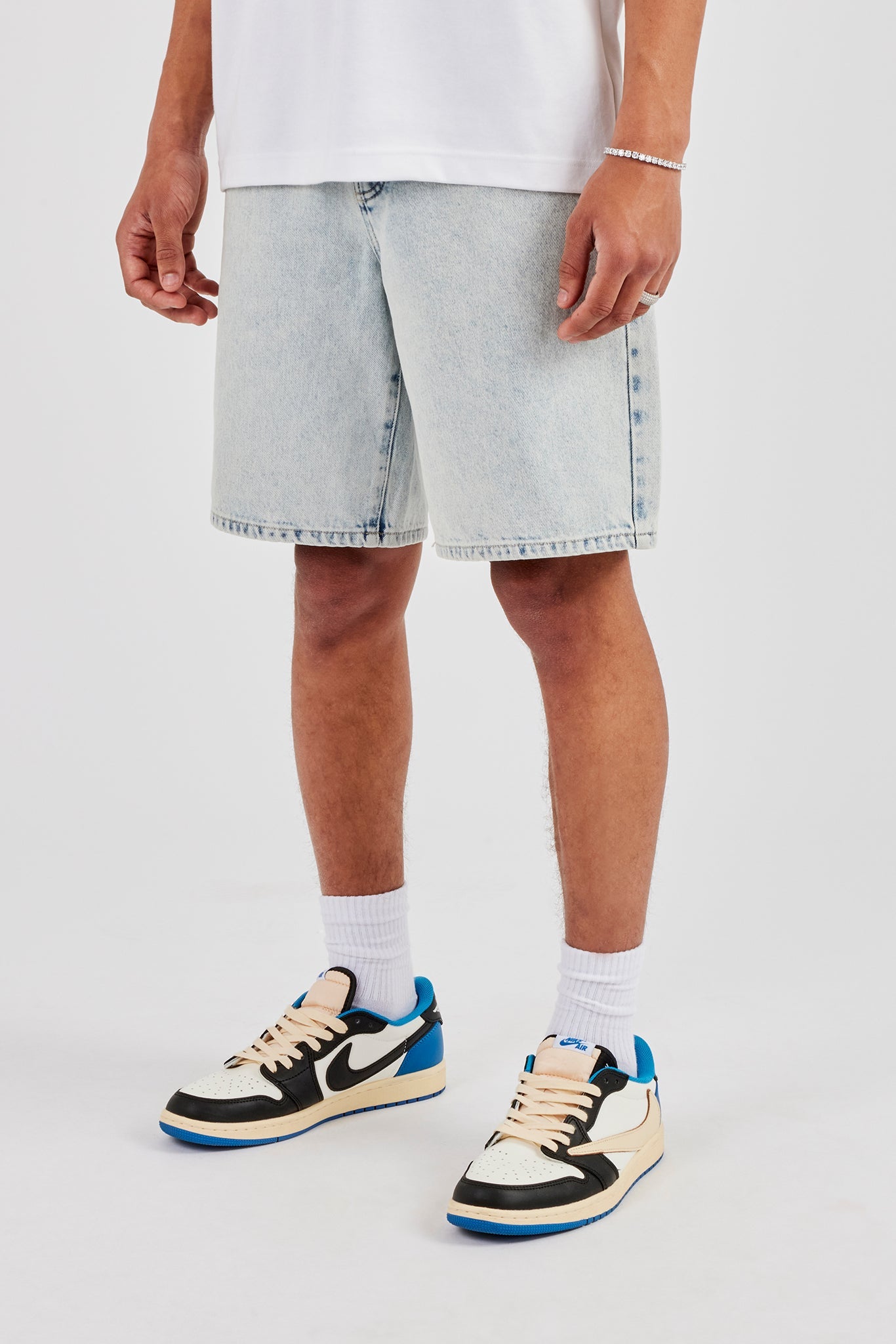 Relaxed Denim Jort - Ice Blue
