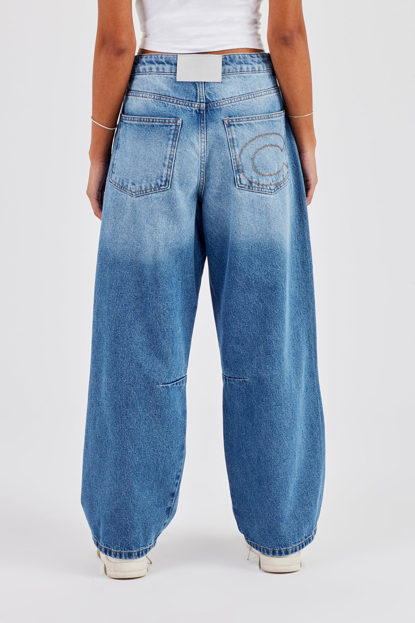 Baggy Balloon Fit Jeans - Mid Blue