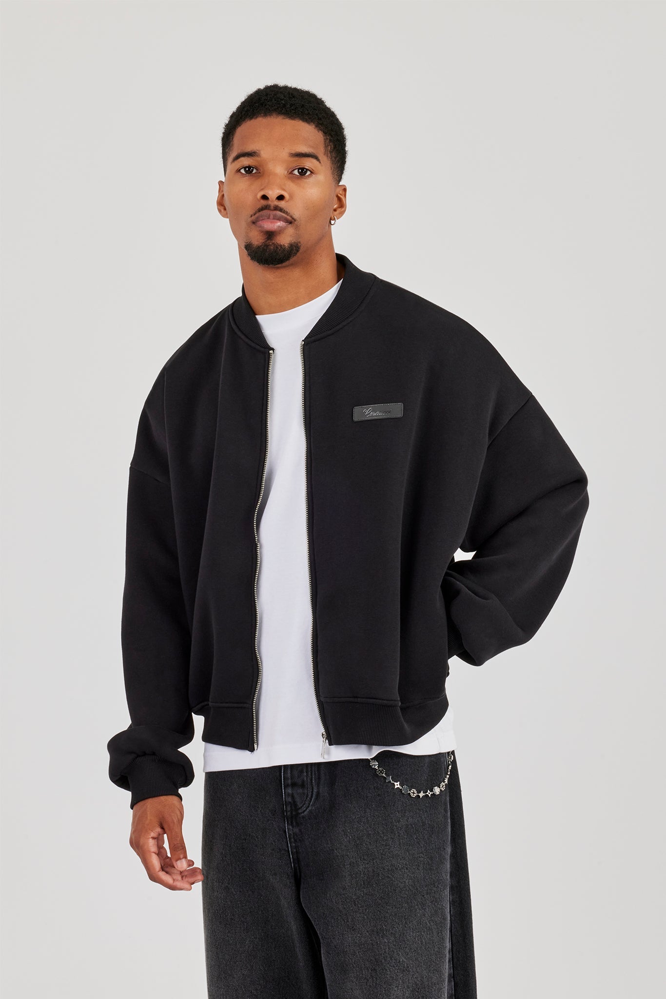 Logo Tab Bomber  Black