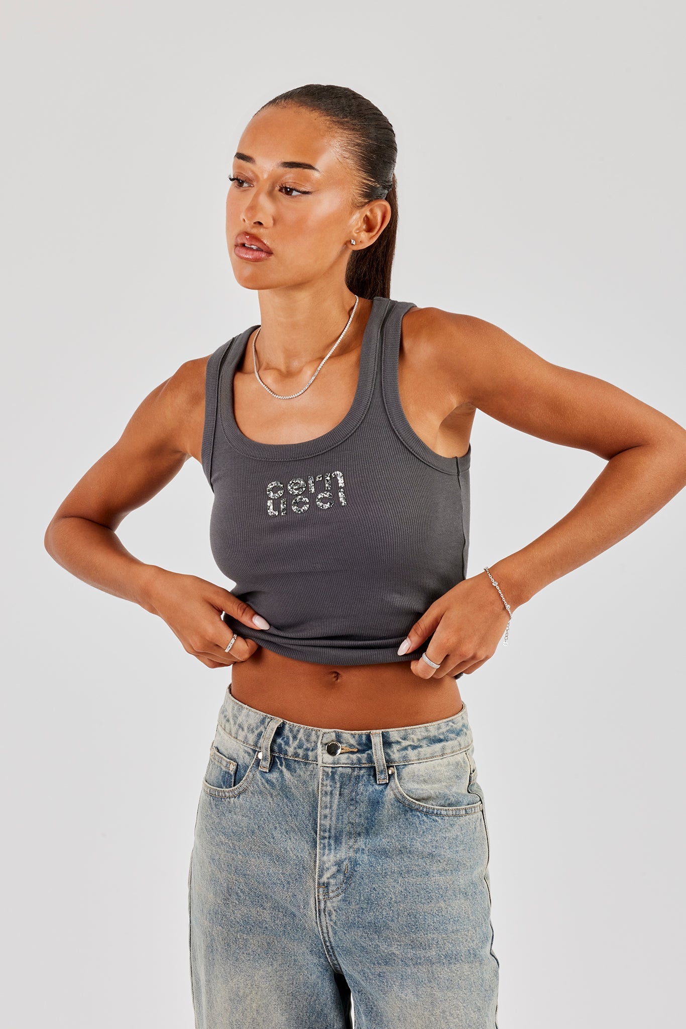 Glitter Applique Rib Scoop Neck Vest - Charcoal