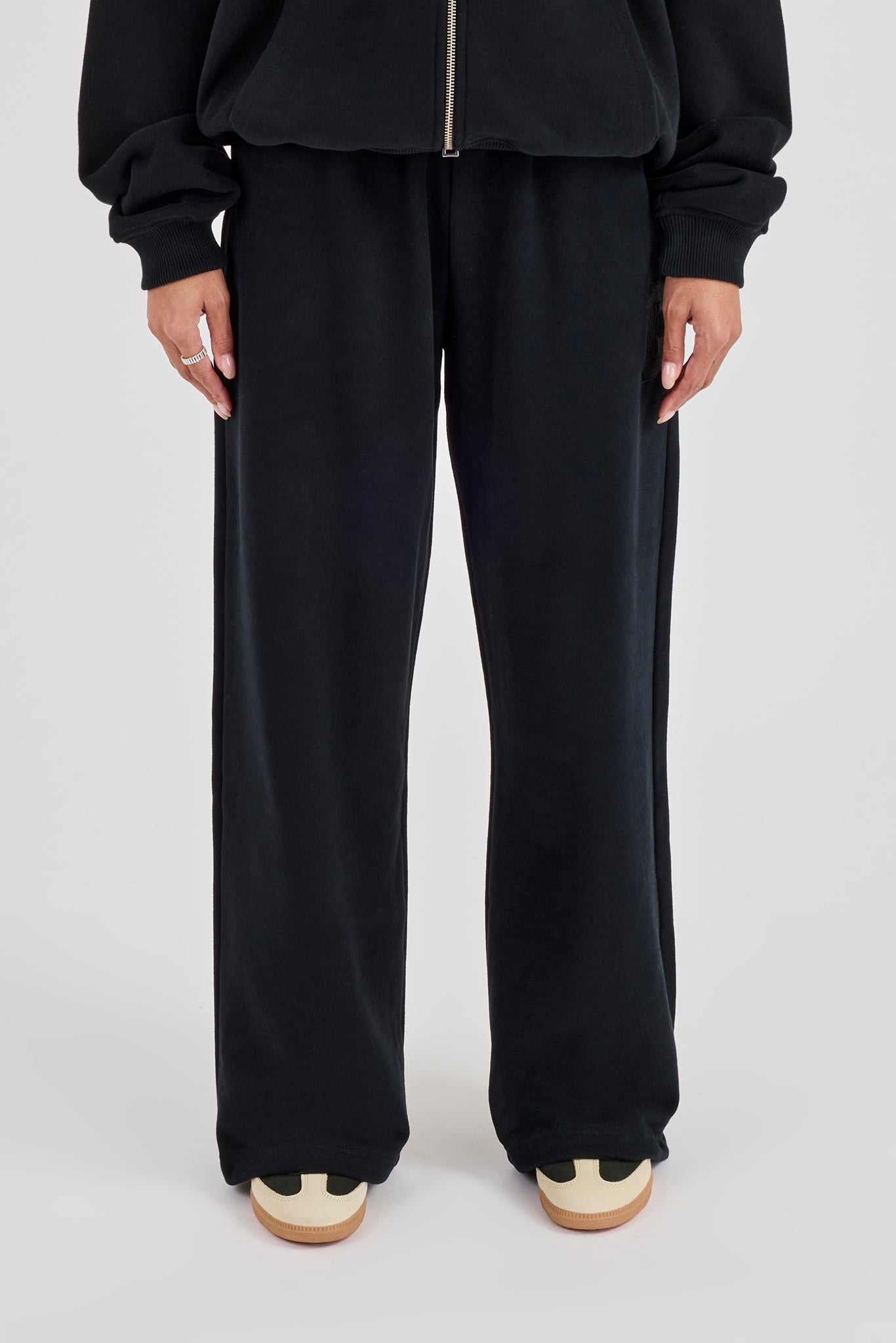 C Embroidered Wide Leg Jogger - Black