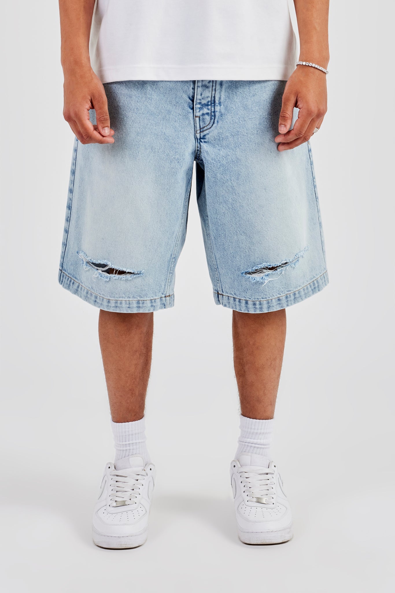 【Julius】faded distressed sarouel shorts Julius】faded distressed sarouel shorts Distressed Denim Jort