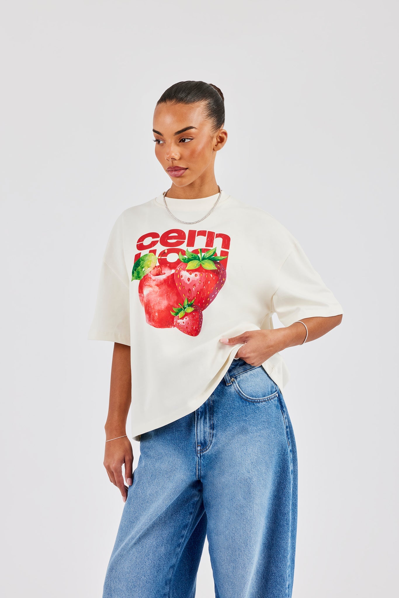 Strawberry Graphic Oversized T-Shirt - Off White