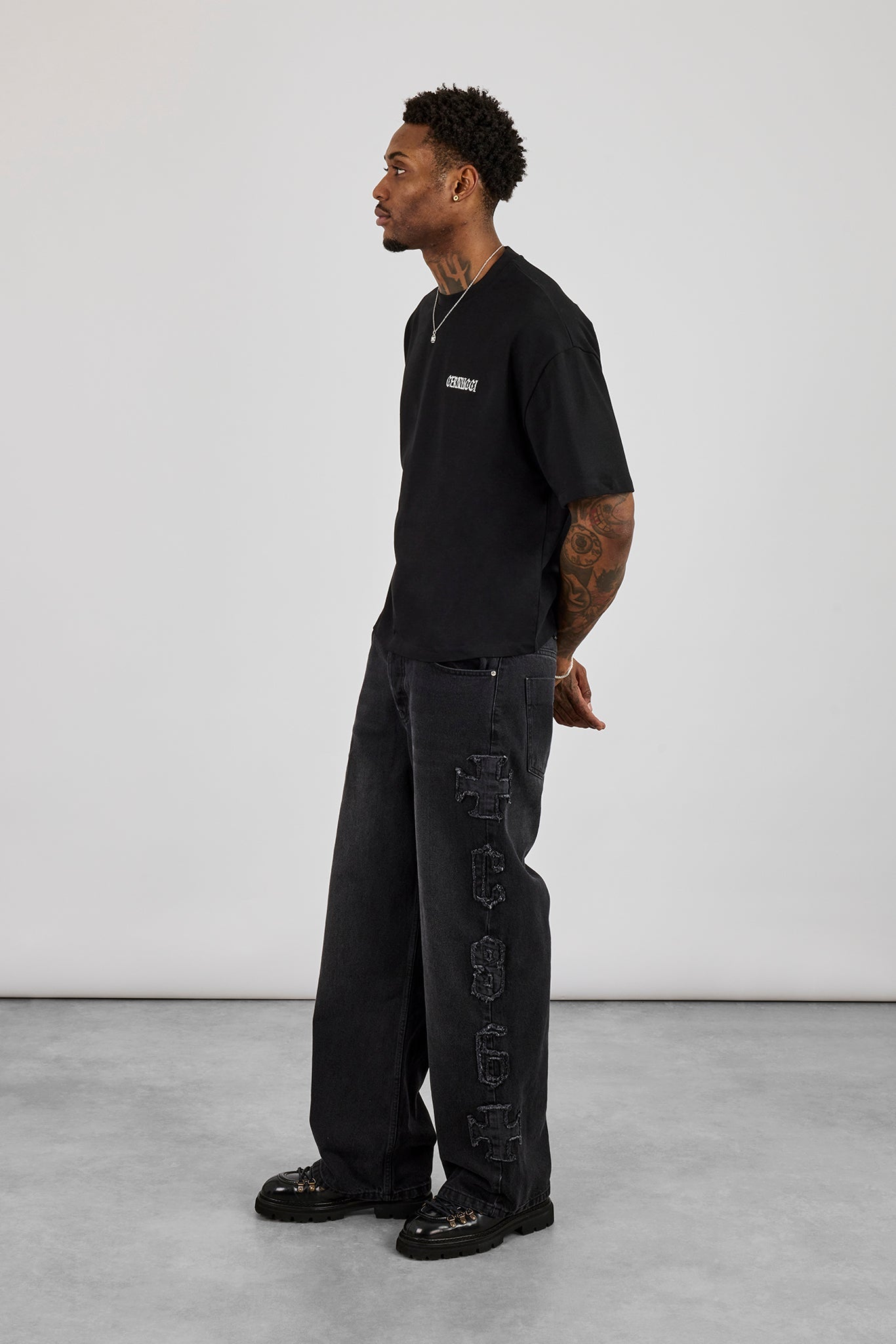Boxy Cernucci High Build Embroidered T-Shirt - Black