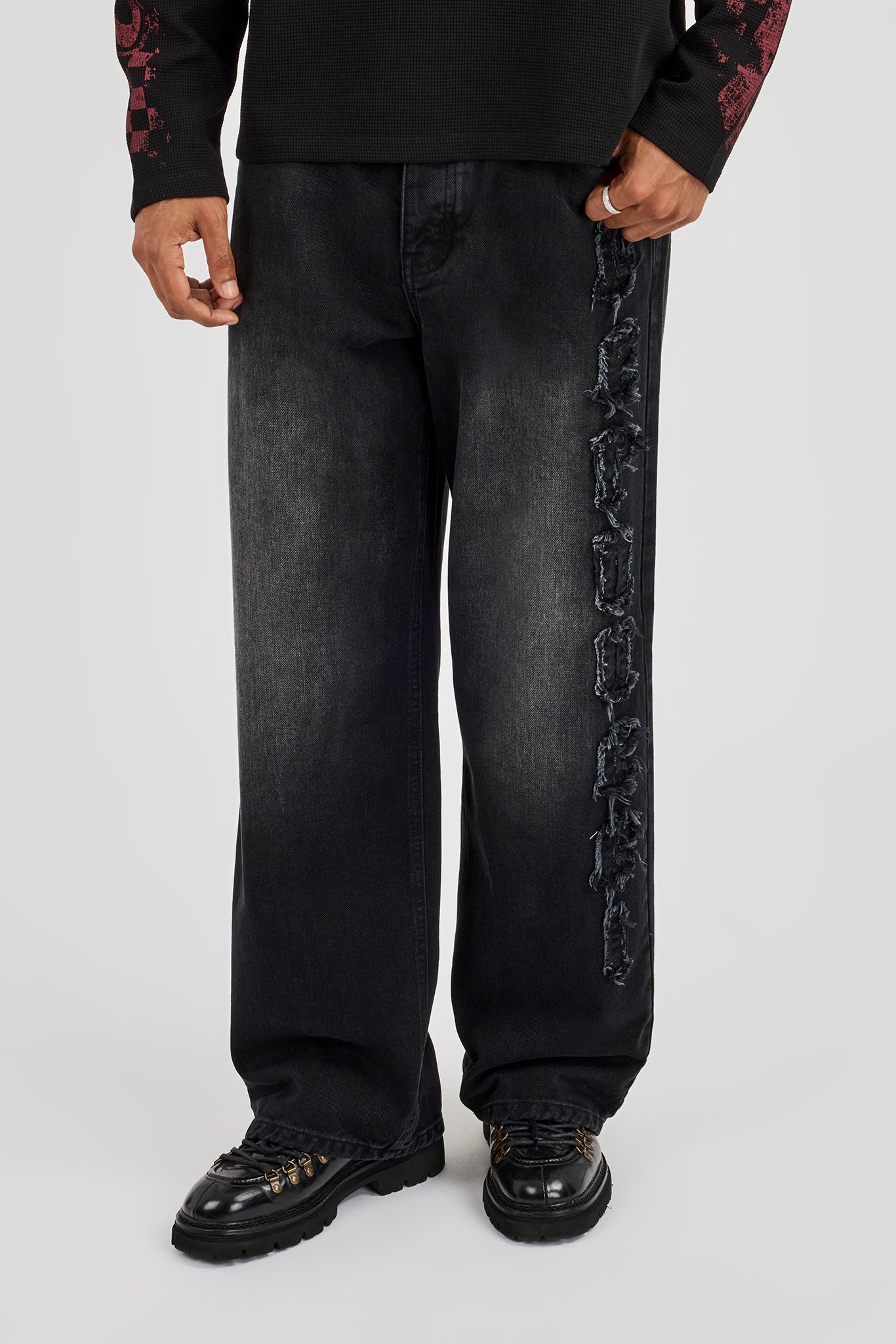 Baggy Fit Applique Logo Jeans - Washed Black
