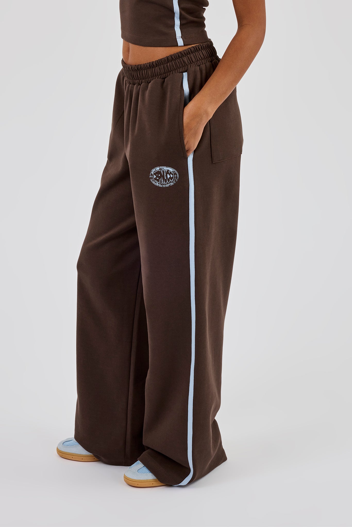 Washed Distressed Logo Halterneck Top & Wide Leg Jogger With Print - Dark Brown