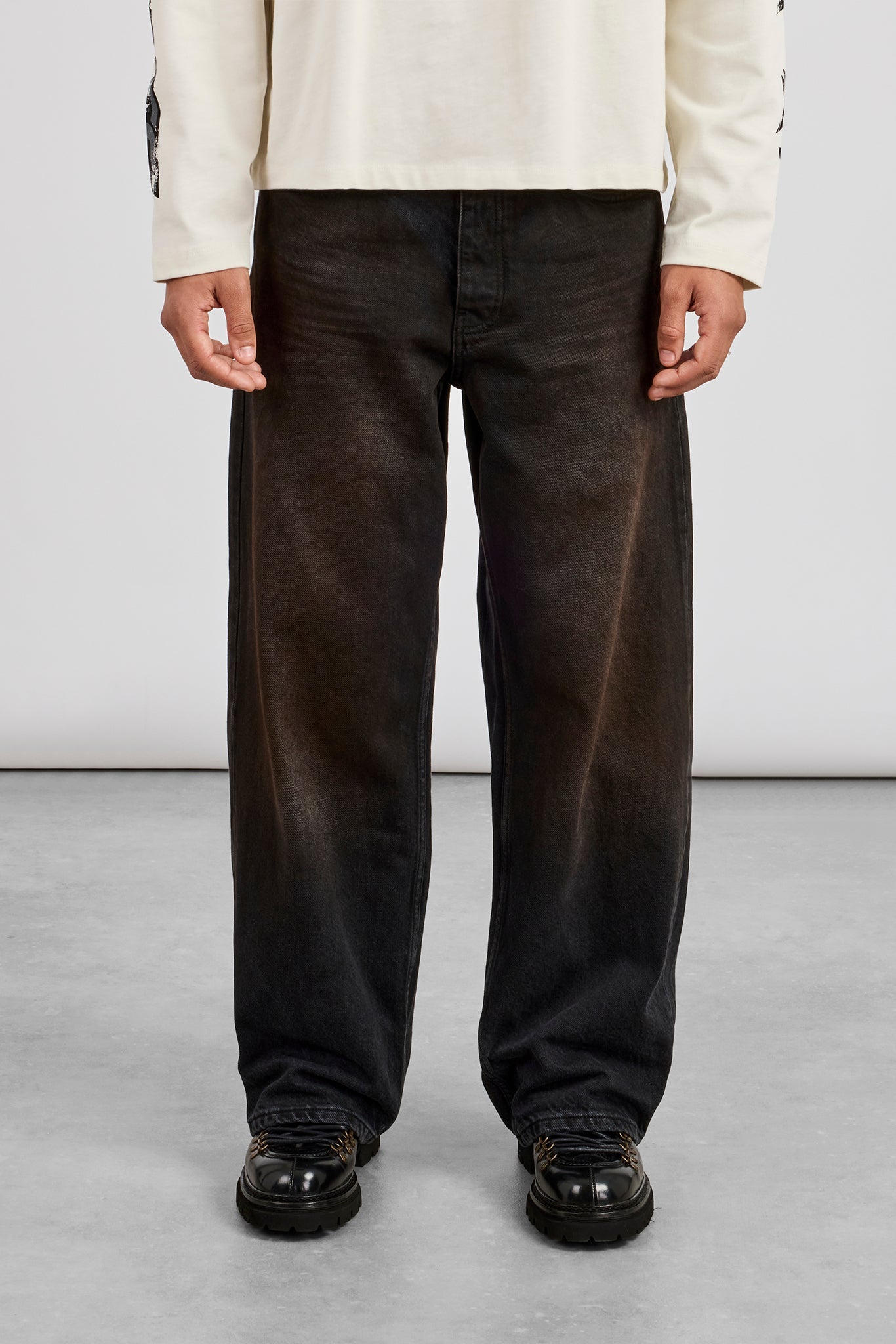 Baggy Fit Dirty Wash Jeans - Black