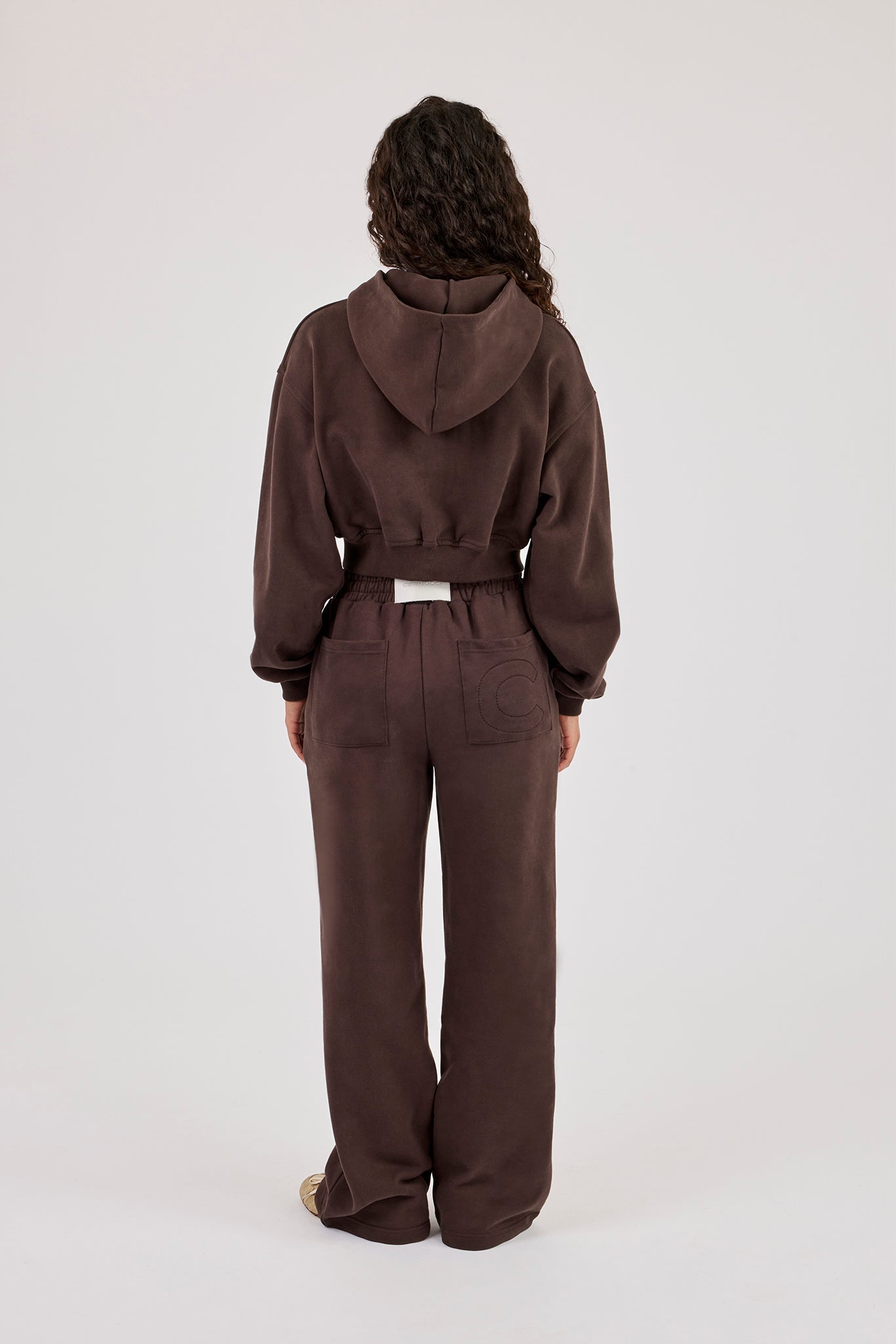 Cernucci Puff Applique Cropped Zip Hoodie & Wide Leg Jogger - Chocolate