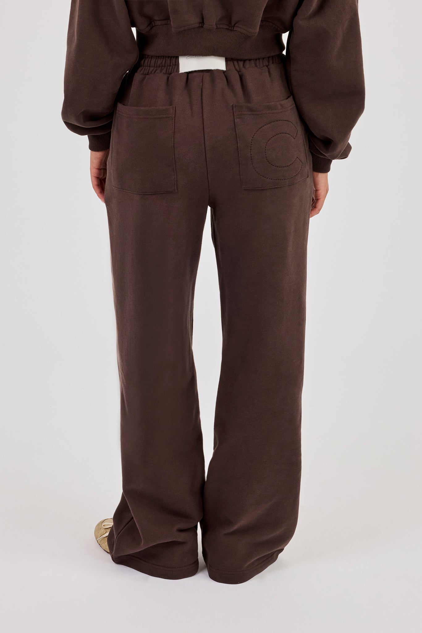 Cernucci Puff Applique Wide Leg Jogger - Chocolate