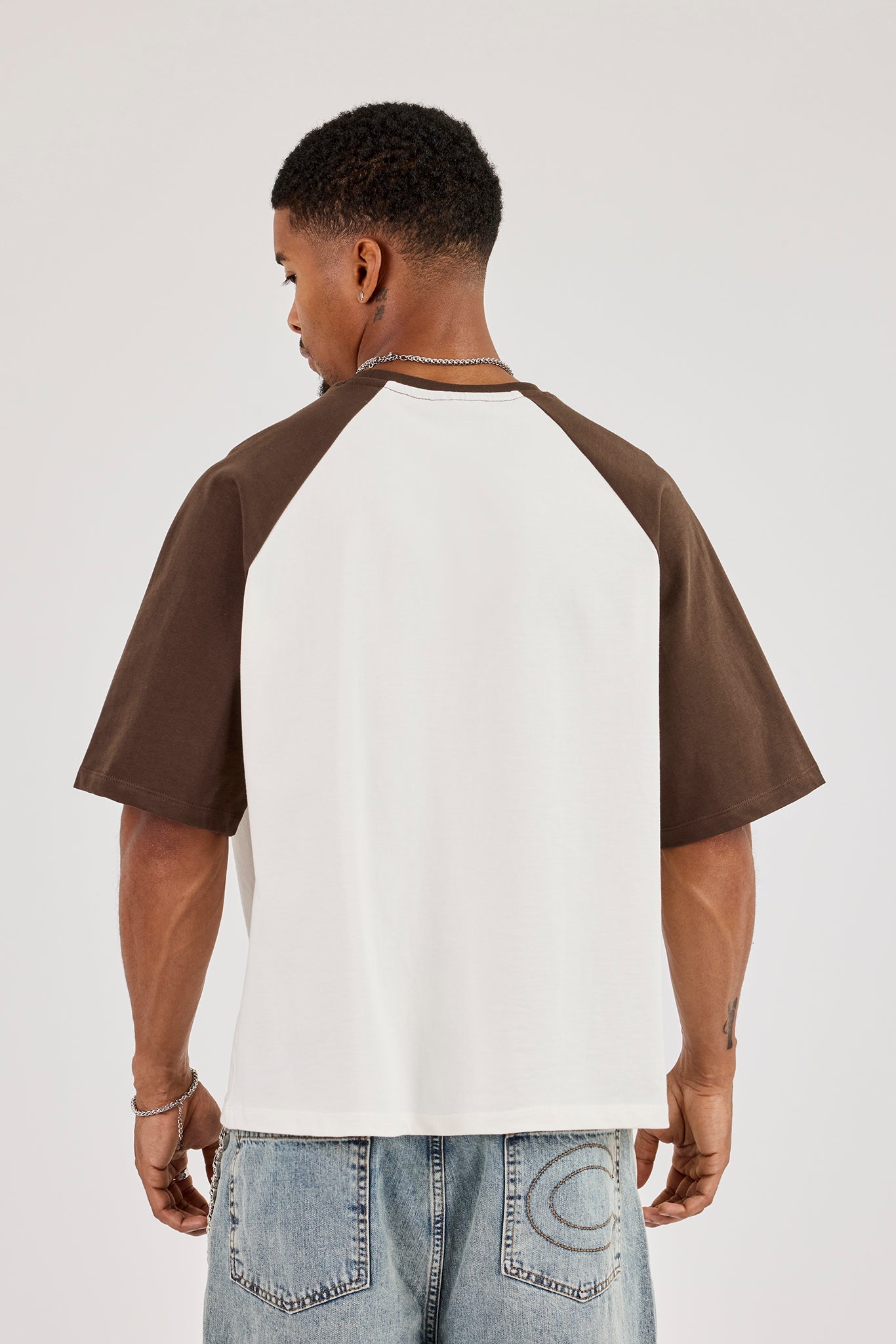 Boxy Contrast Sleeve Raglan T-Shirt - Brown