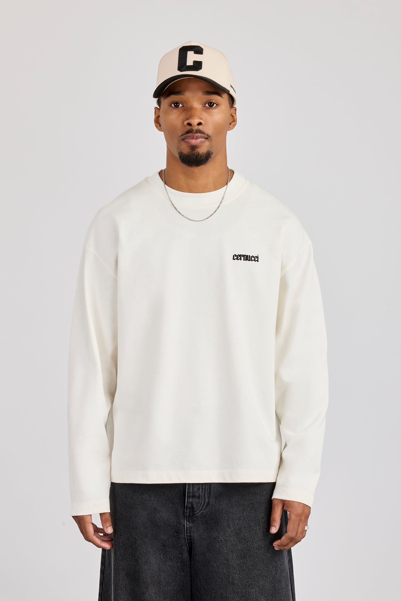 Long Sleeve Rio Graphic Print T-Shirt - Off White