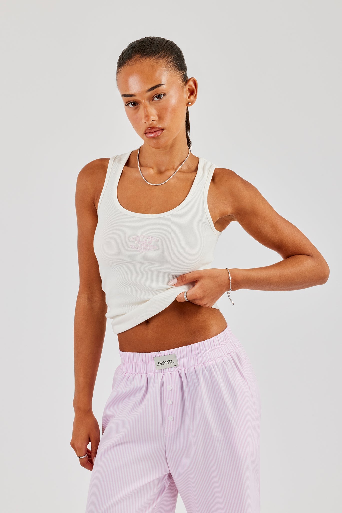 Scoop Neck Embroidered Vest - White