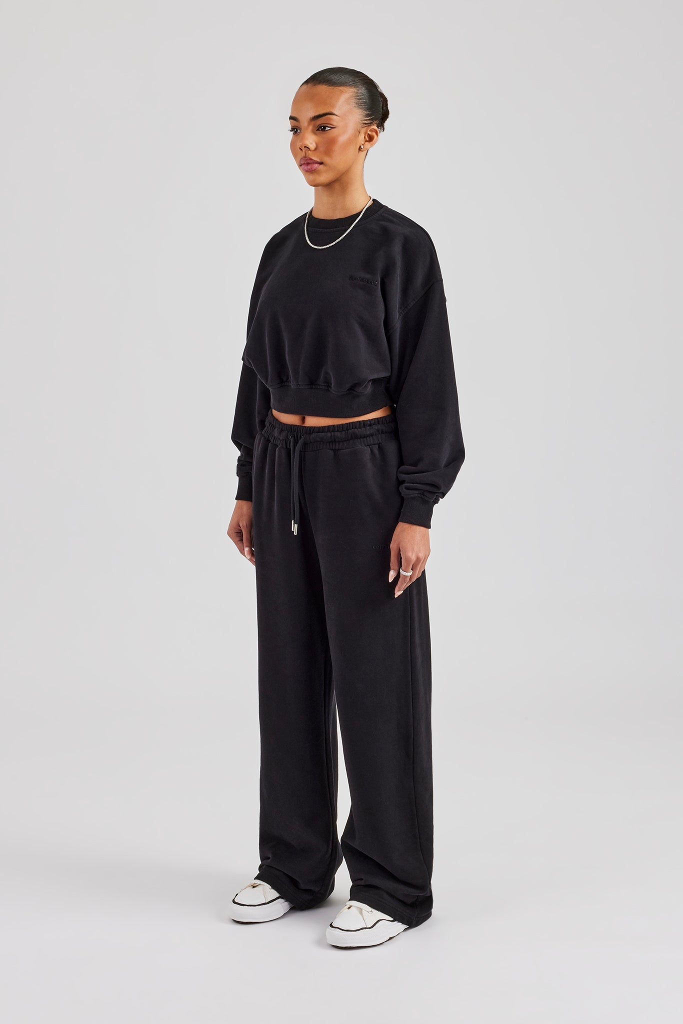 Cernucci Cropped Sweatshirt & Jogger - Black