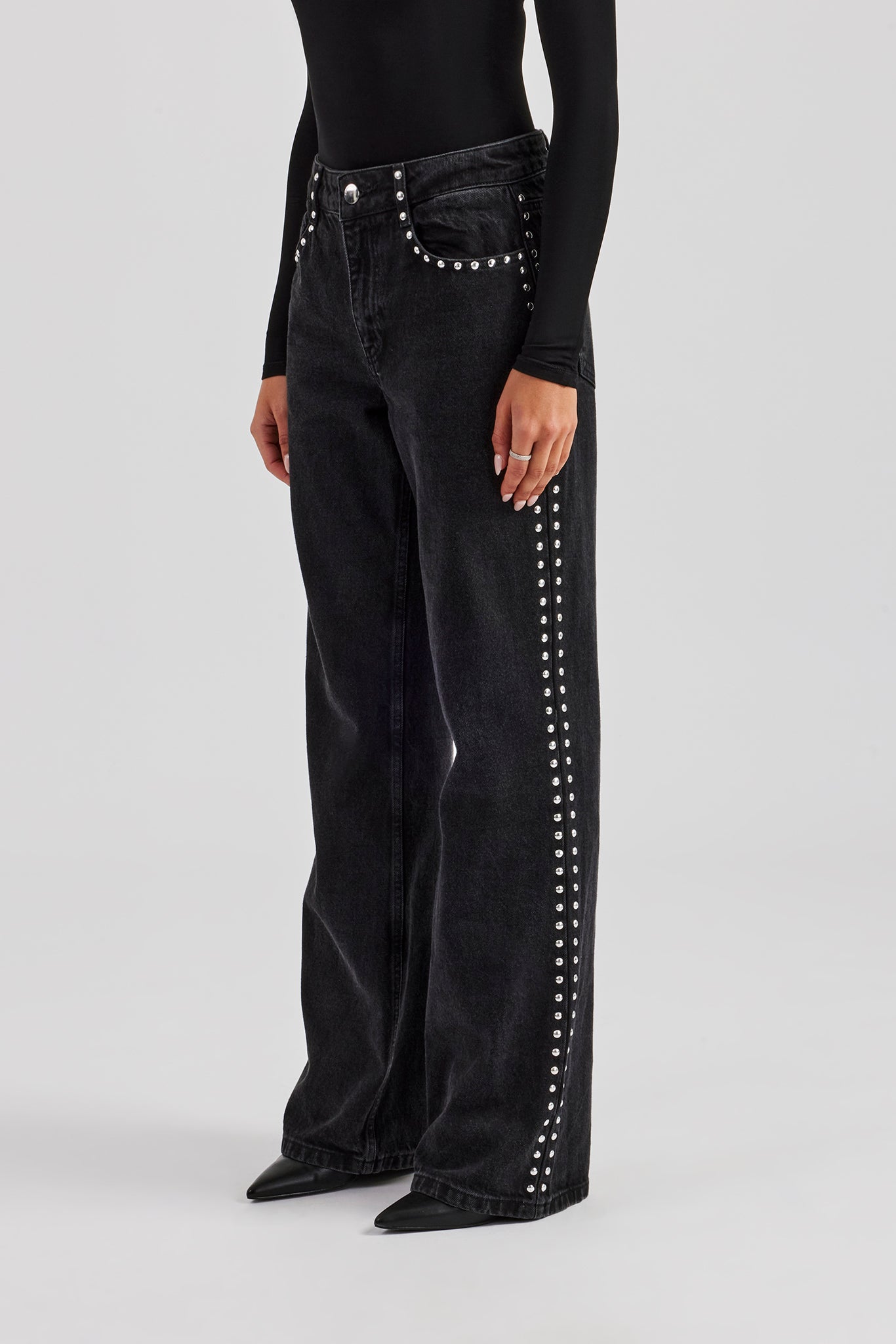 【BLACK】Studs denim pants Jet Black Studded Jean | Hyper Denim