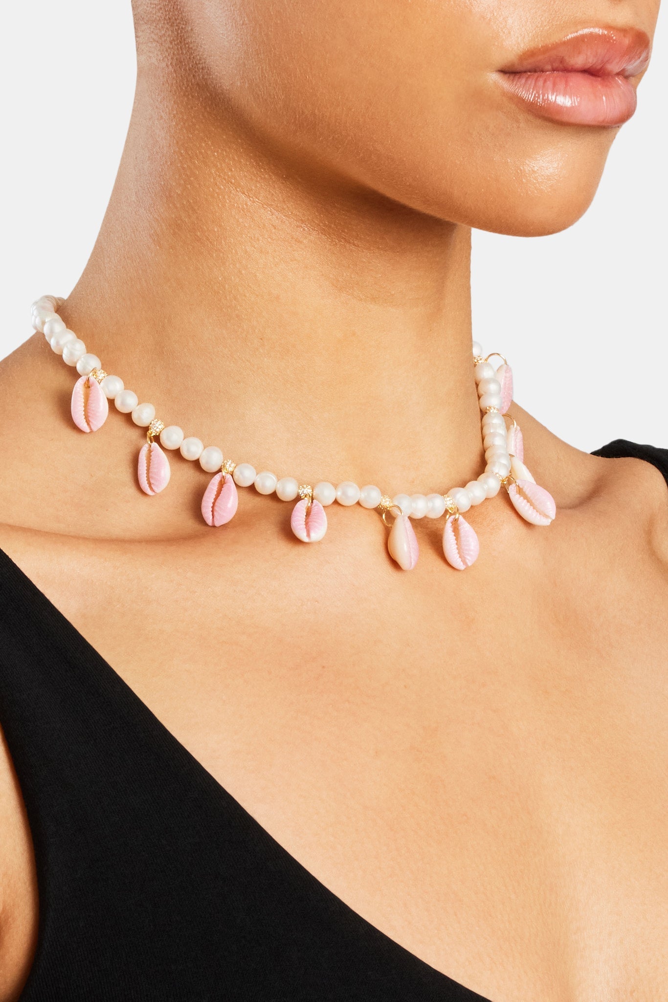 Freshwater Pearl Pink Cowrie Shell Necklace - Gold - 6mm