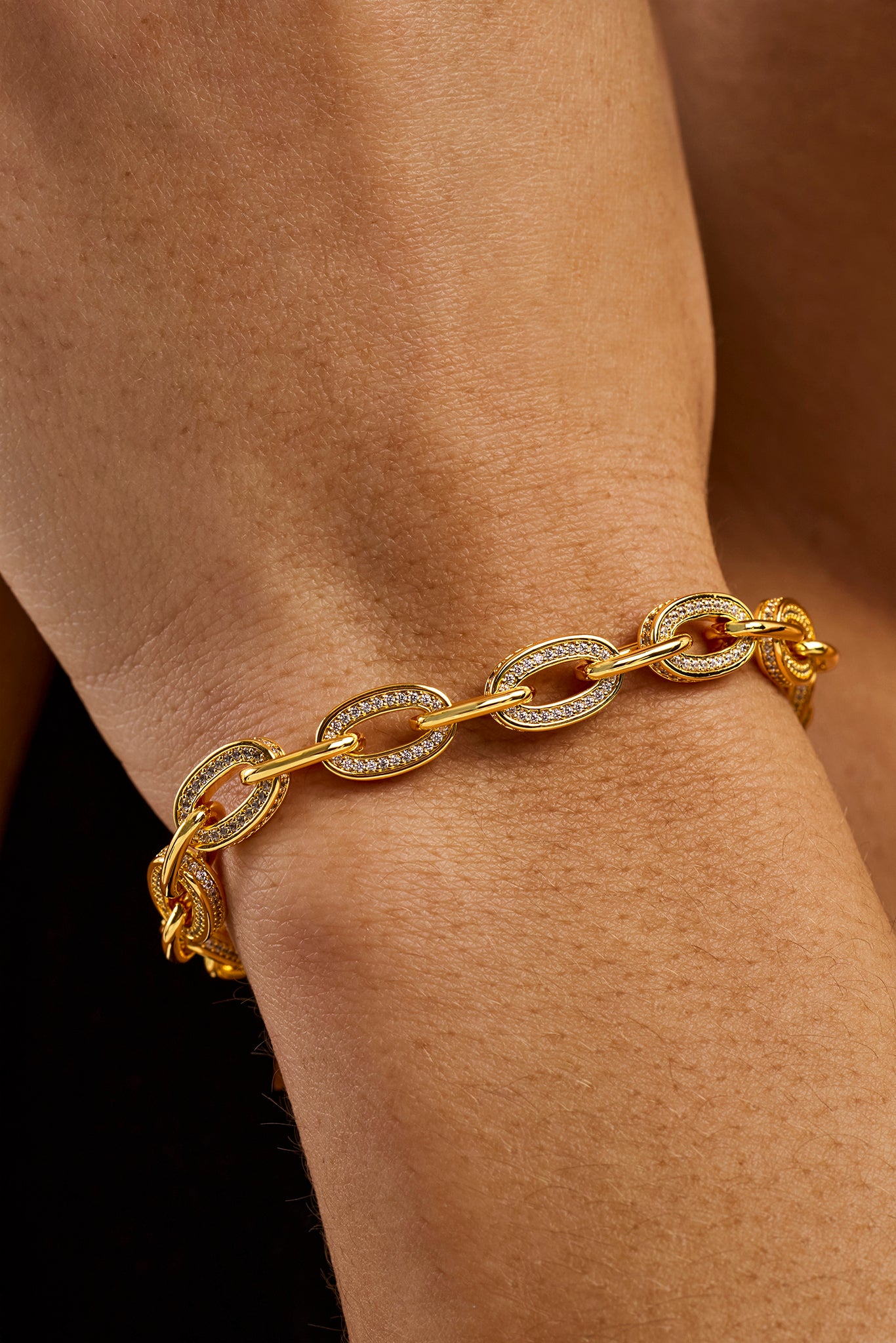 Iced & Polished Link Bracelet - 6mm - Gold