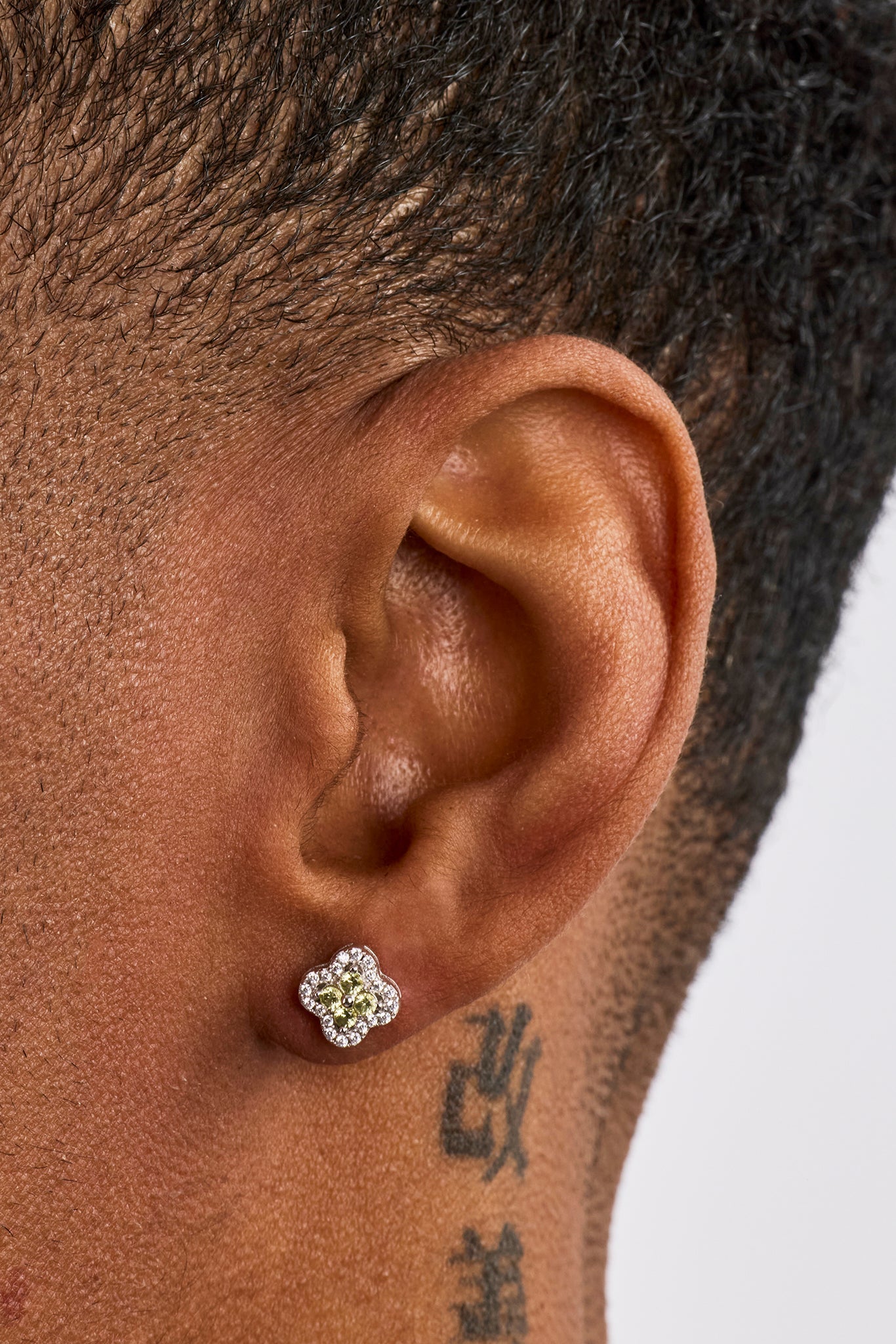 Motif Cross Stud Earrings - 8mm - White