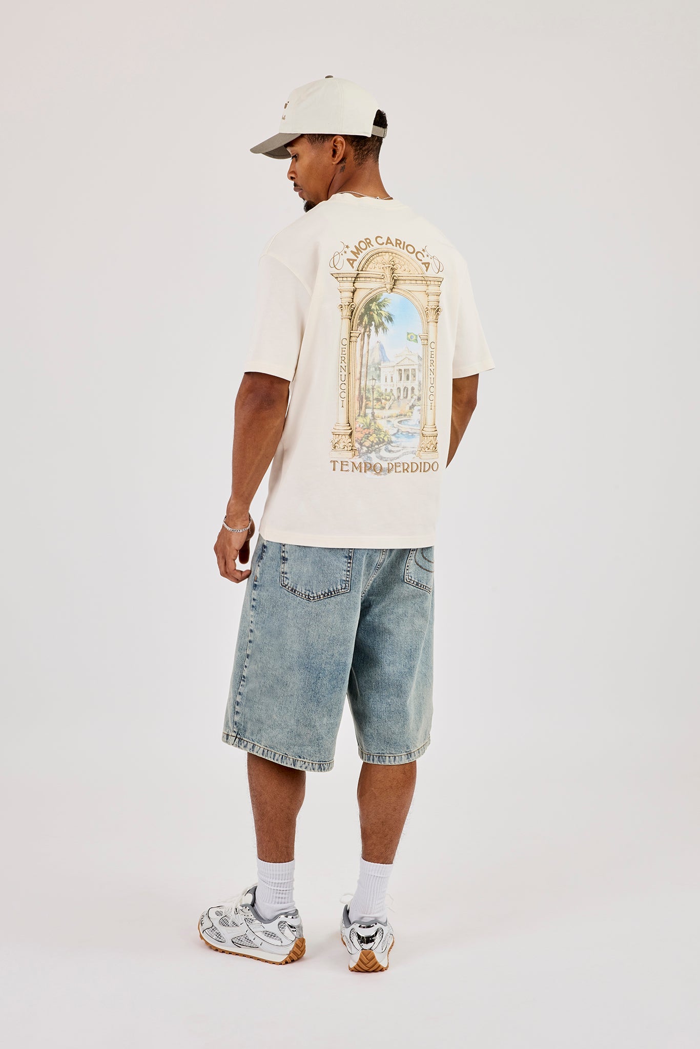 Casa Graphic T-Shirt - Off White