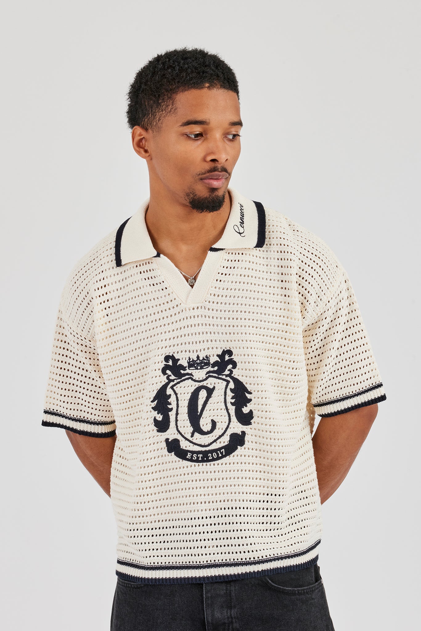 Crest Embroidered Knit Polo - Off White