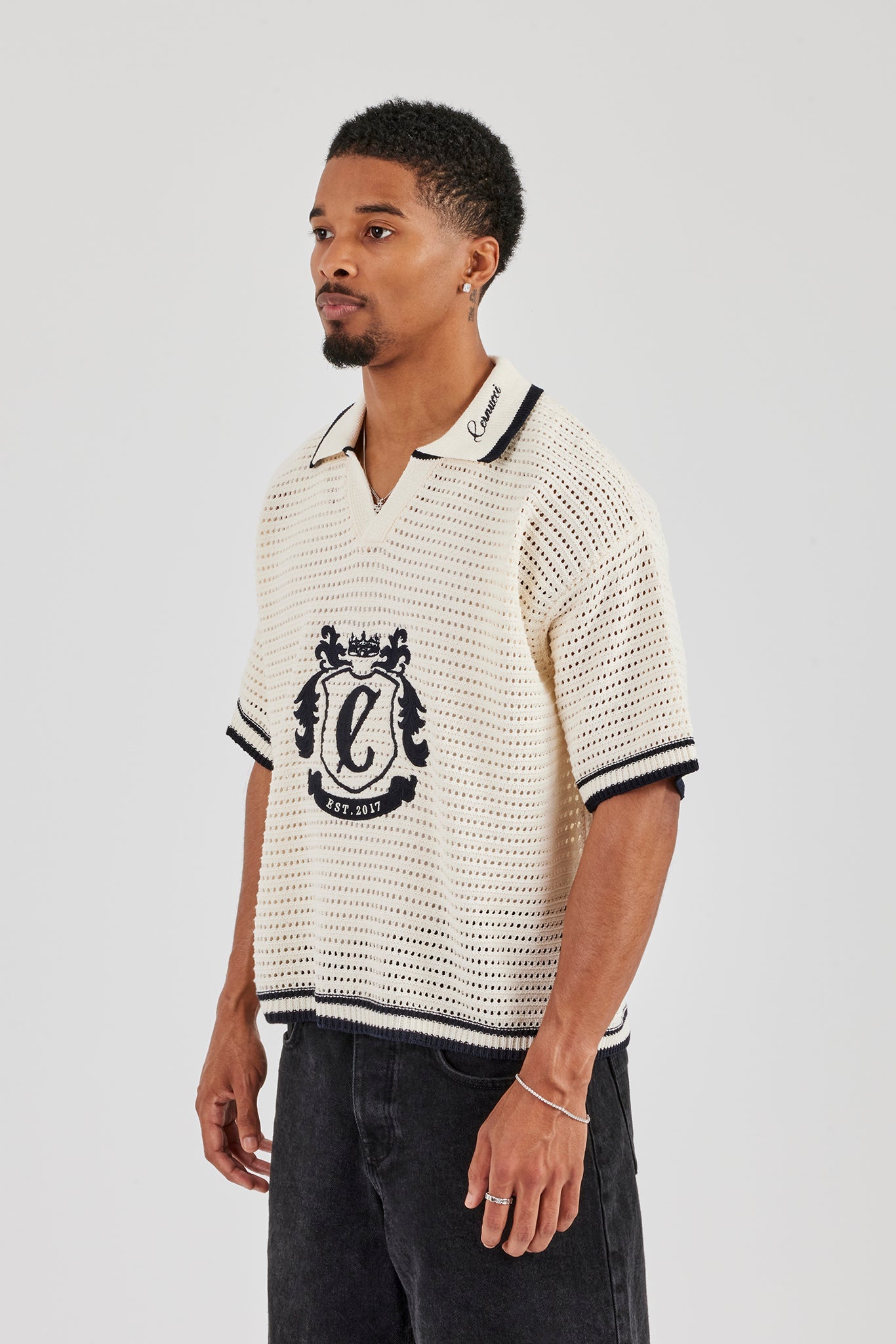 Crest Embroidered Knit Polo - Off White