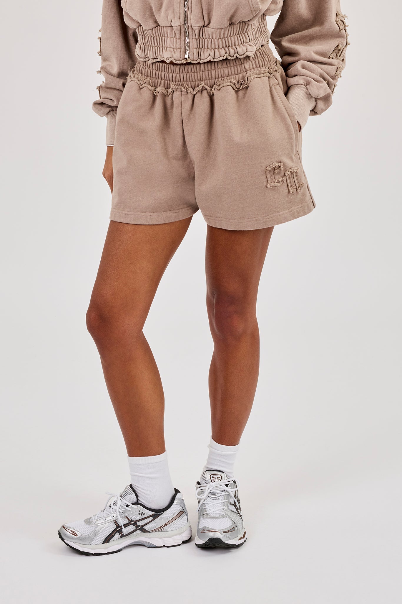 Applique Jersey Short - Washed Taupe