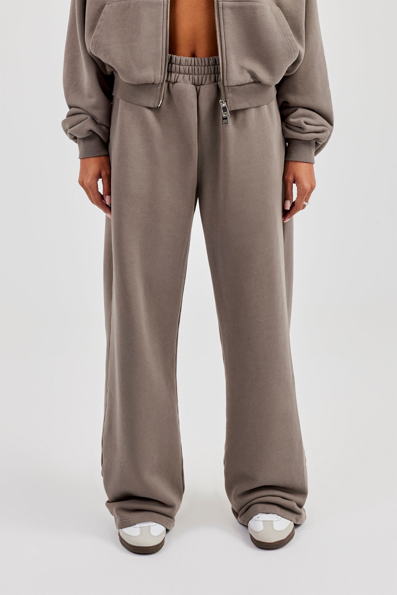Washed Applique Logo Wide Leg Jogger - Grey