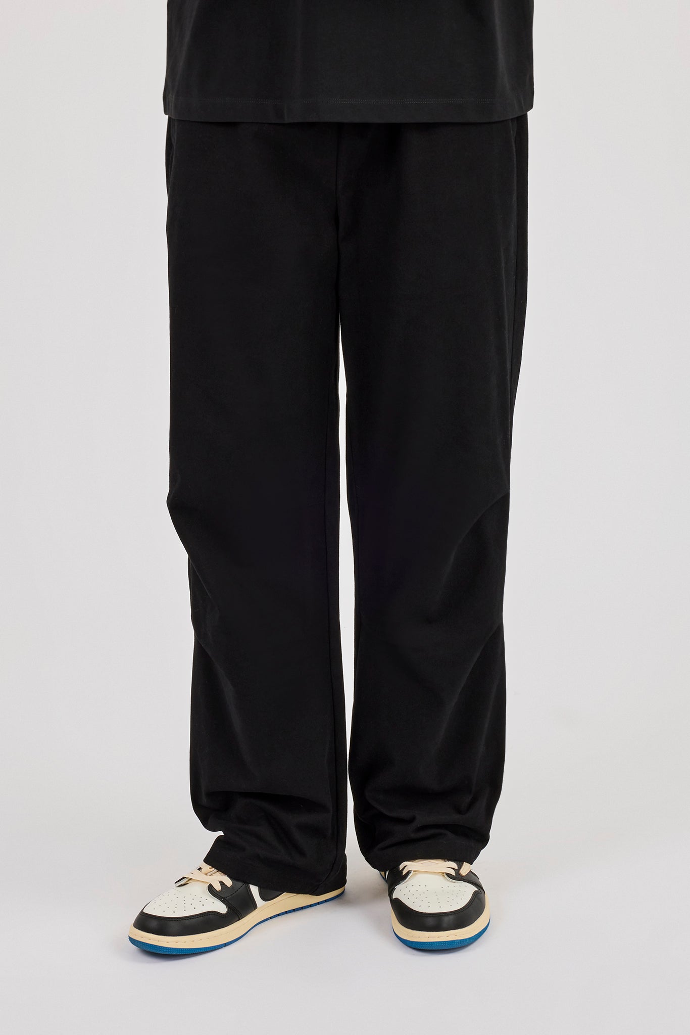 Twill Relaxed Fit Trouser - Black