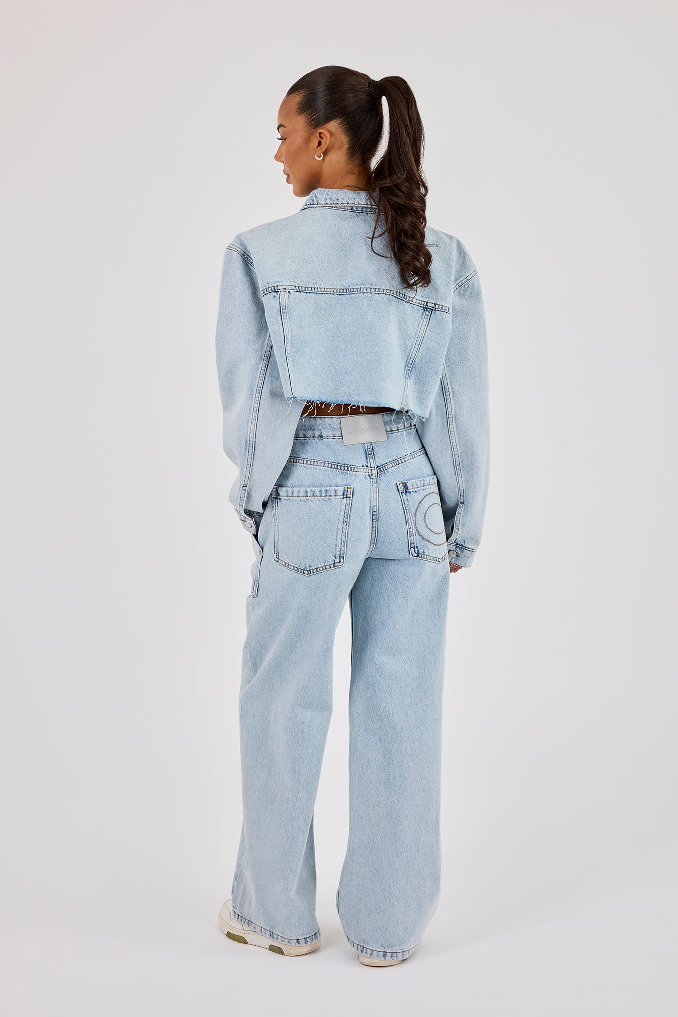 Super Cropped Denim Jacket & Pocket Detail Jean - Light Blue