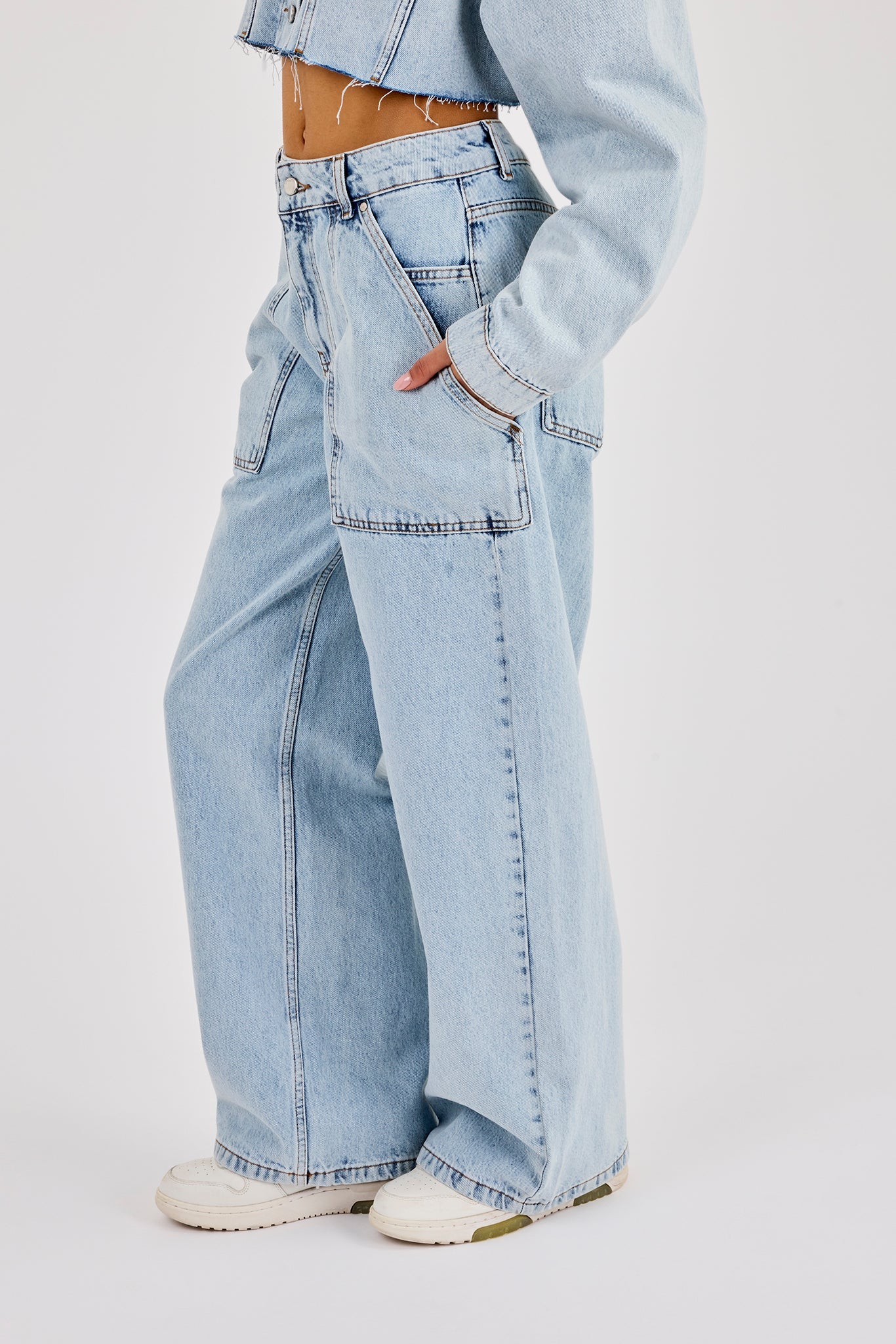 Baggy Pocket Detail Jean - Light Blue