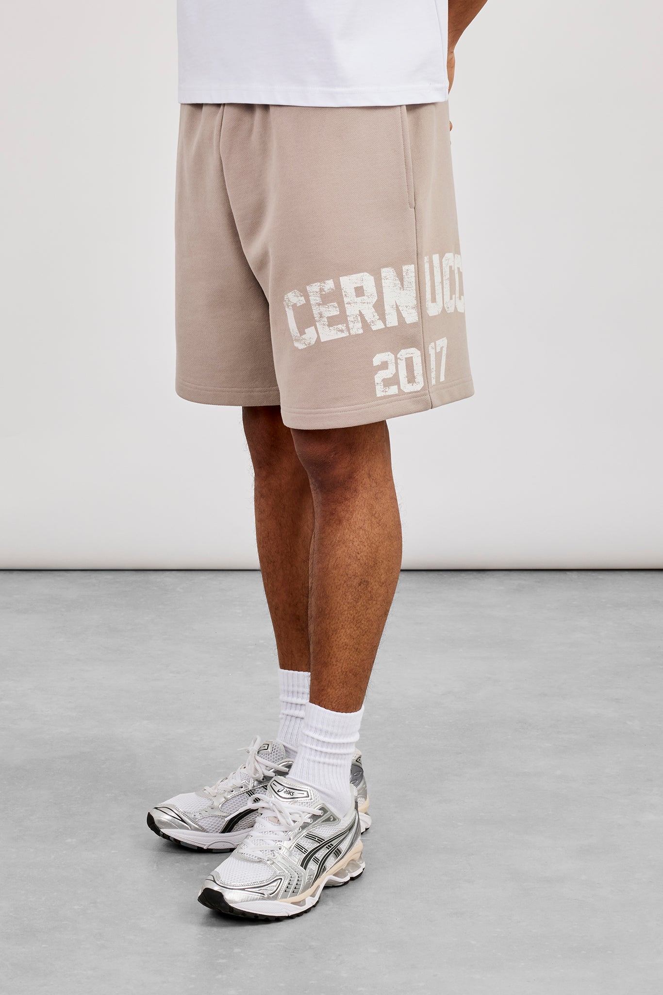 Relaxed Logo Print Jersey Short - Stone