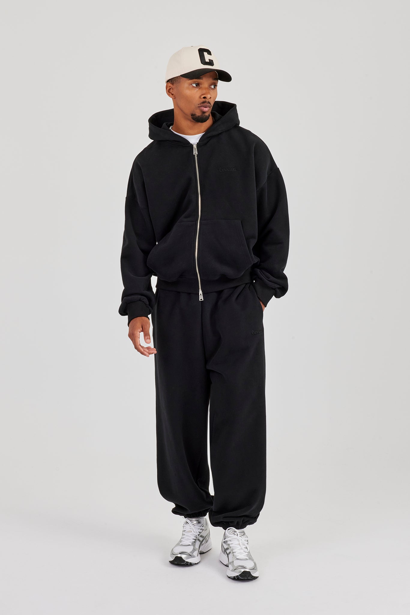 Zip Hoodie & Cuffed Jogger - Black