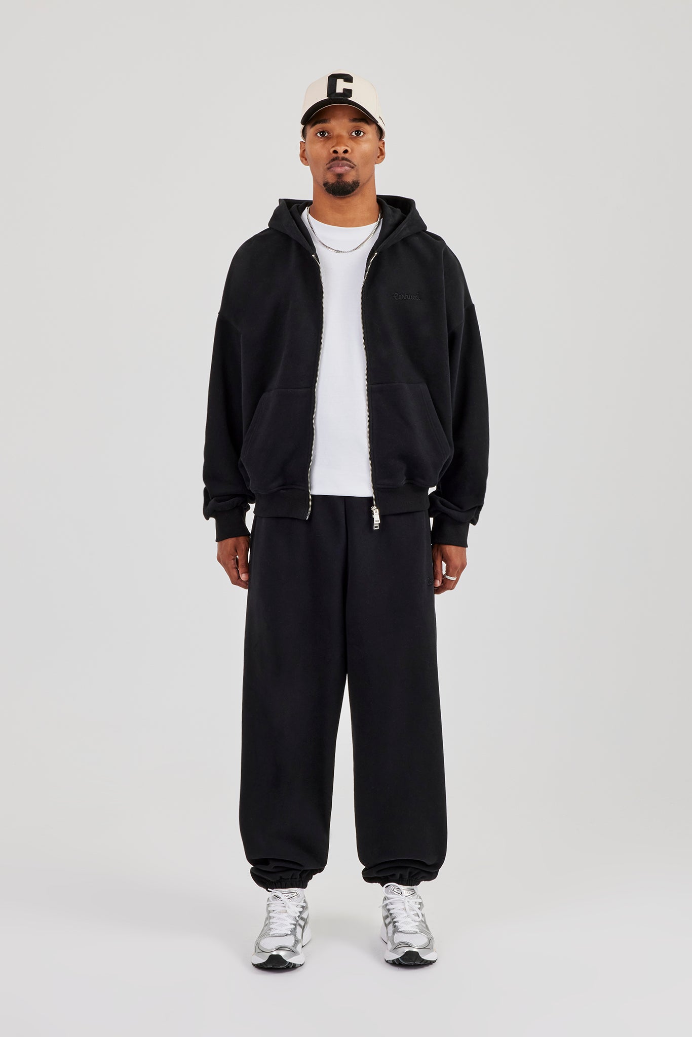 Zip Hoodie & Cuffed Jogger - Black