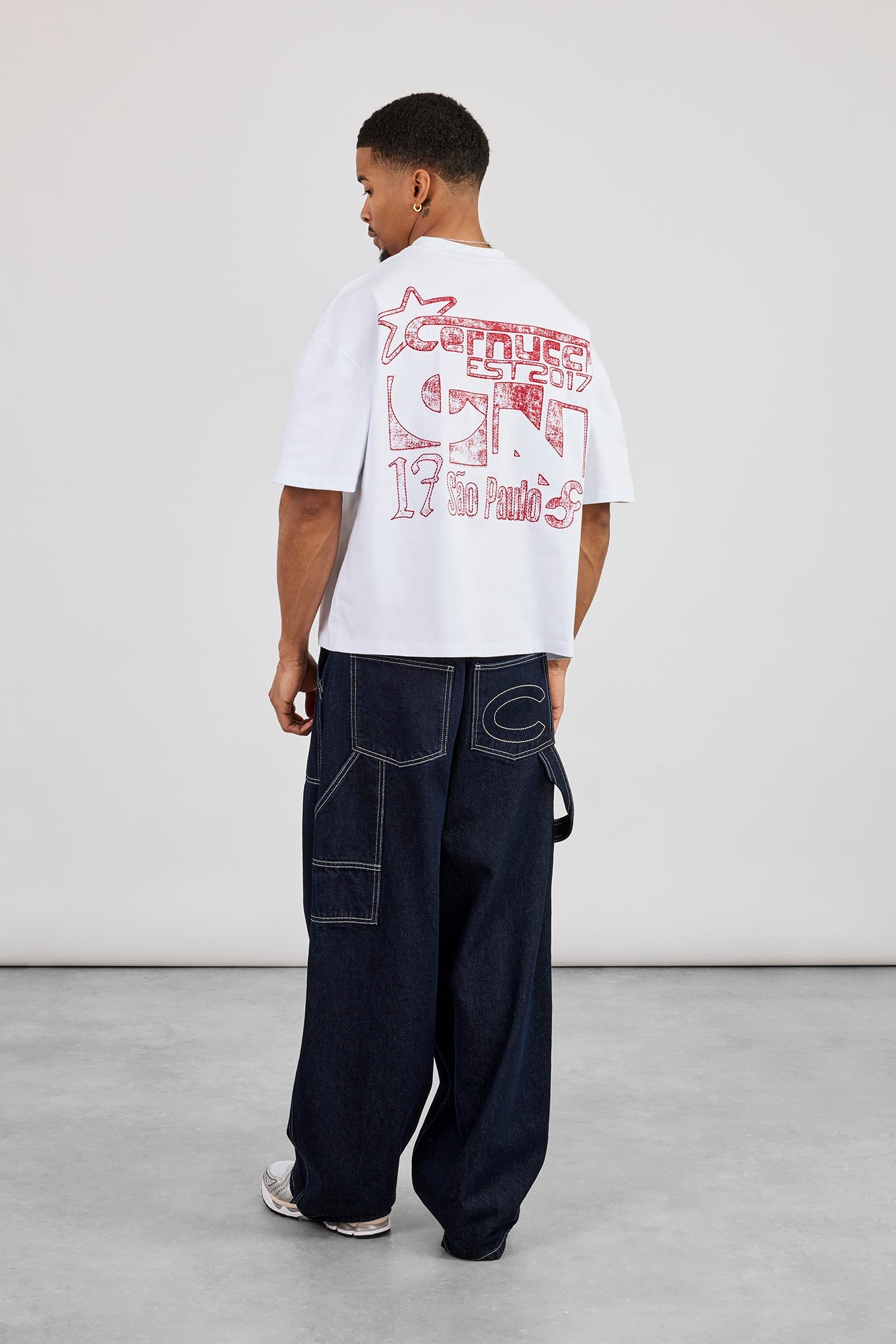 Boxy CN Est 2017 Stitch Detail Printed T-Shirt - White