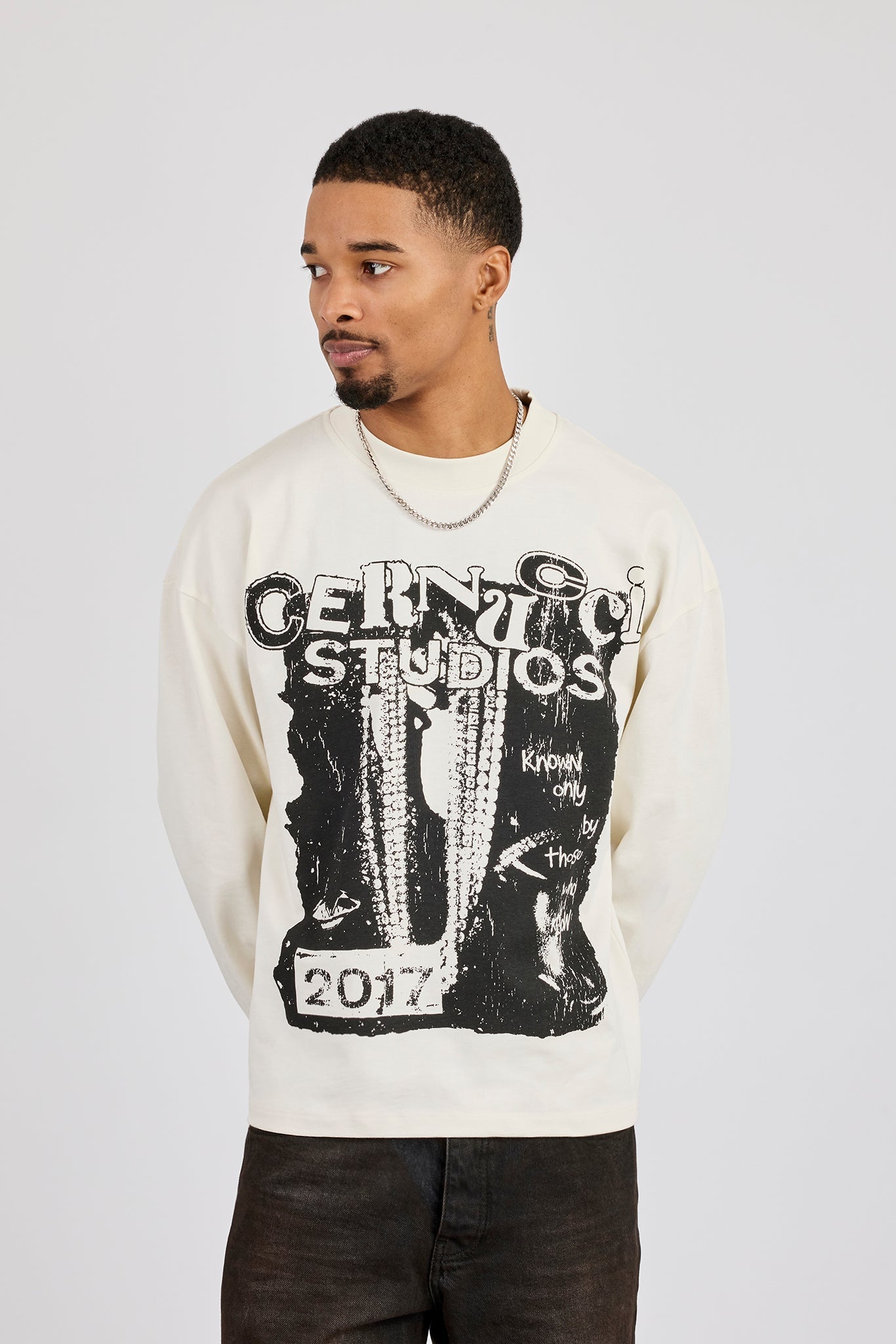 Long Sleeve Cernucci Studios Chain T-Shirt - Off White