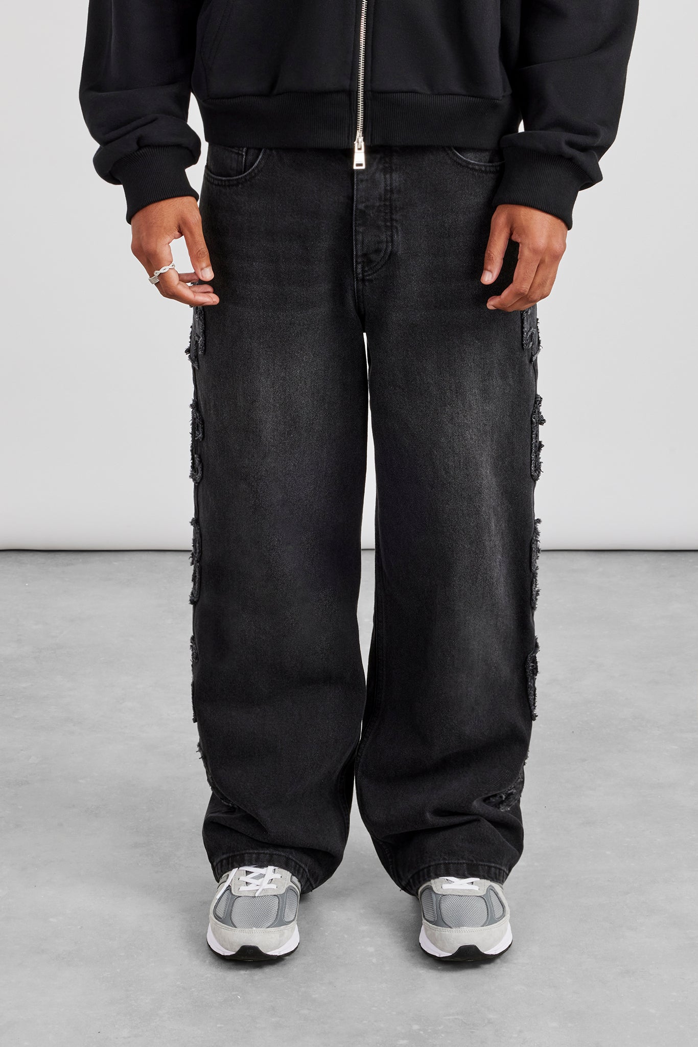 BELVET　washed Black denim 完売品 Denim Applique C86 Baggy Jean - Washed Black | Mens Denim | Shop