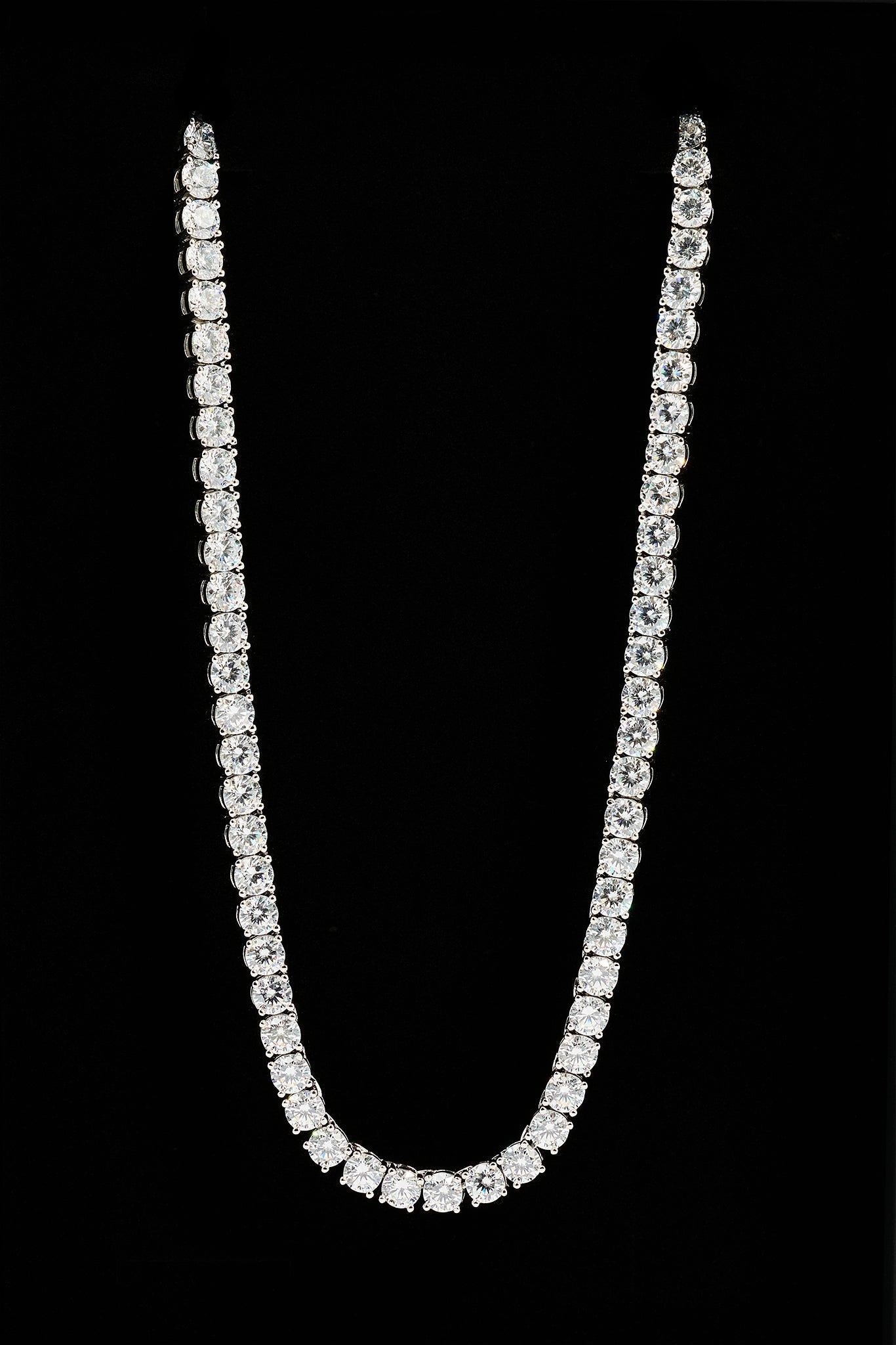 Tennis Chain - 5mm - White & Large Premium Gift Box
