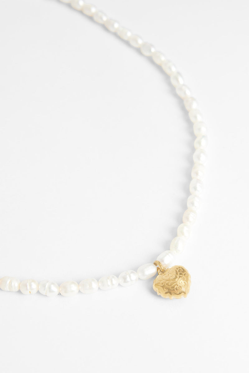Freshwater Pearl Necklace With Heart Bezel Pendant - Gold